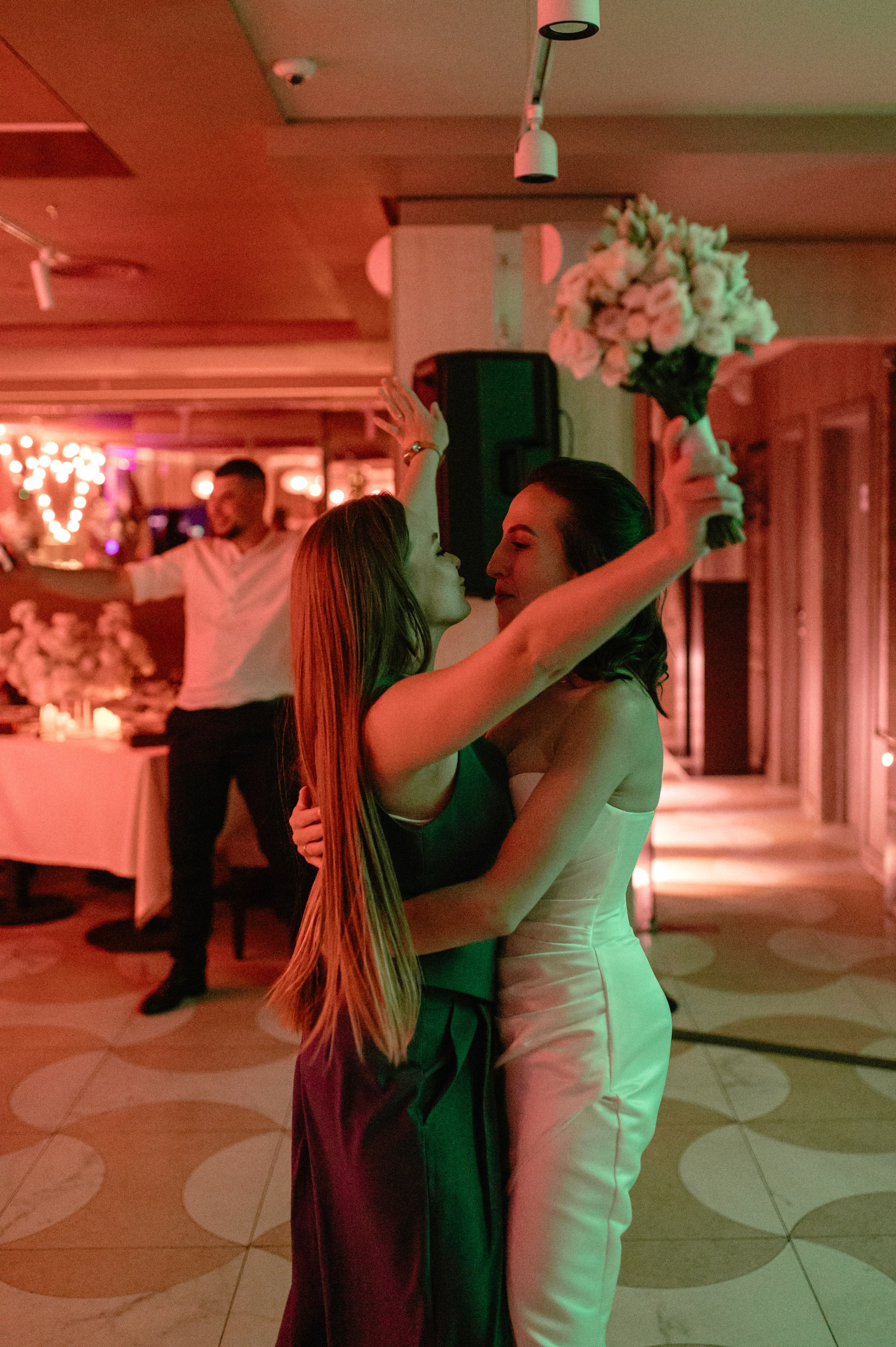 03.08.2024. RETOUCH-HOUSE