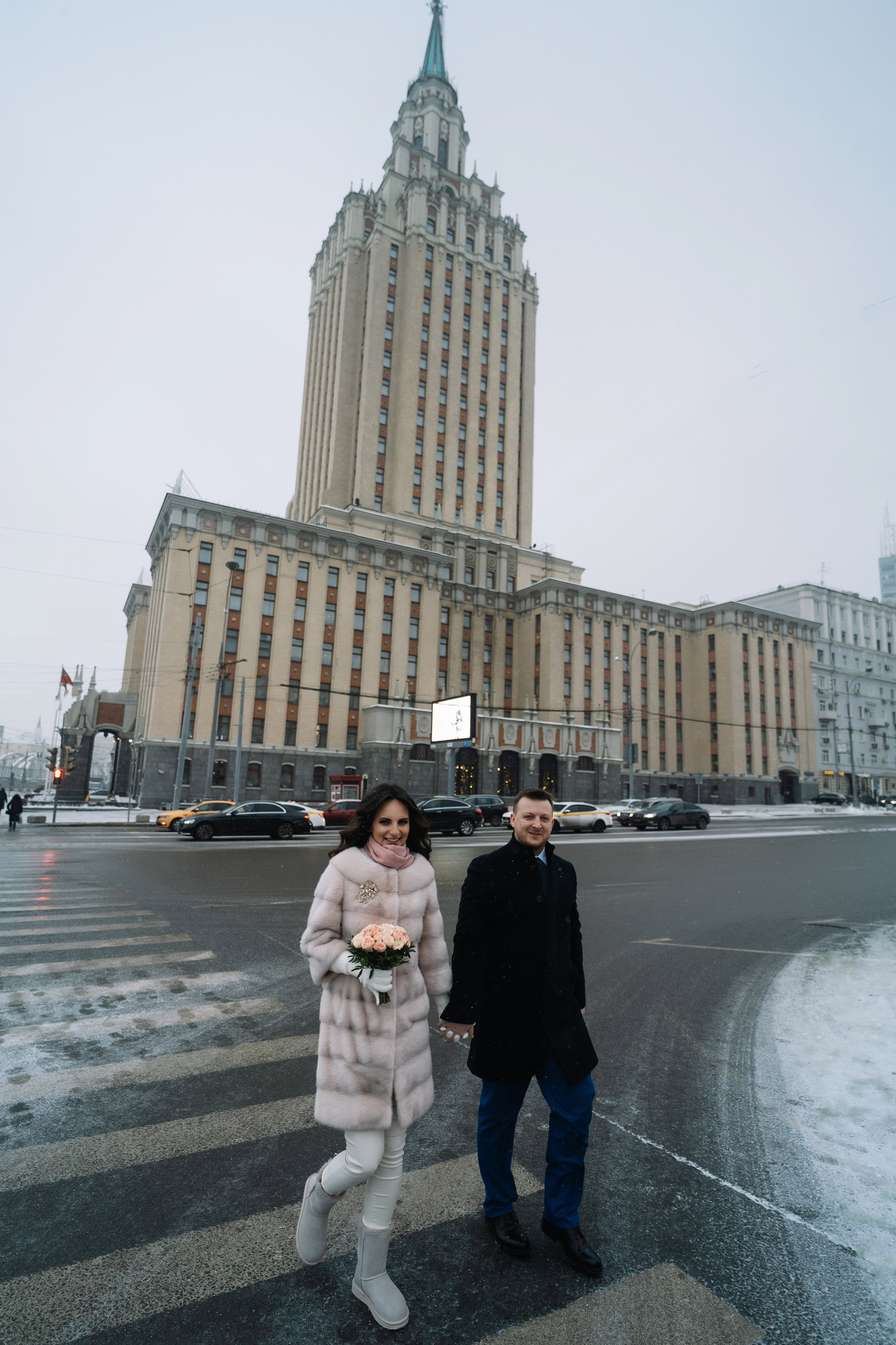 Свадебная фотосессия Лилии и Романа, прогулка в центре Москвы. Свадебный фотограф в Тамбове Павел Четвертков