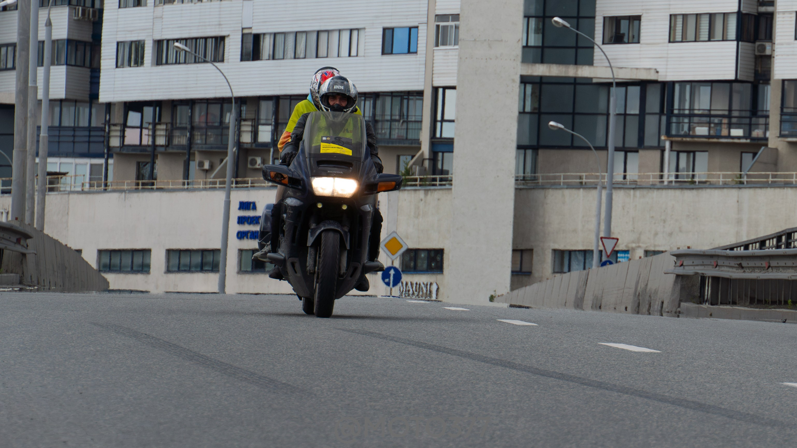 IRONSTAR Ekat 2025. Moto377