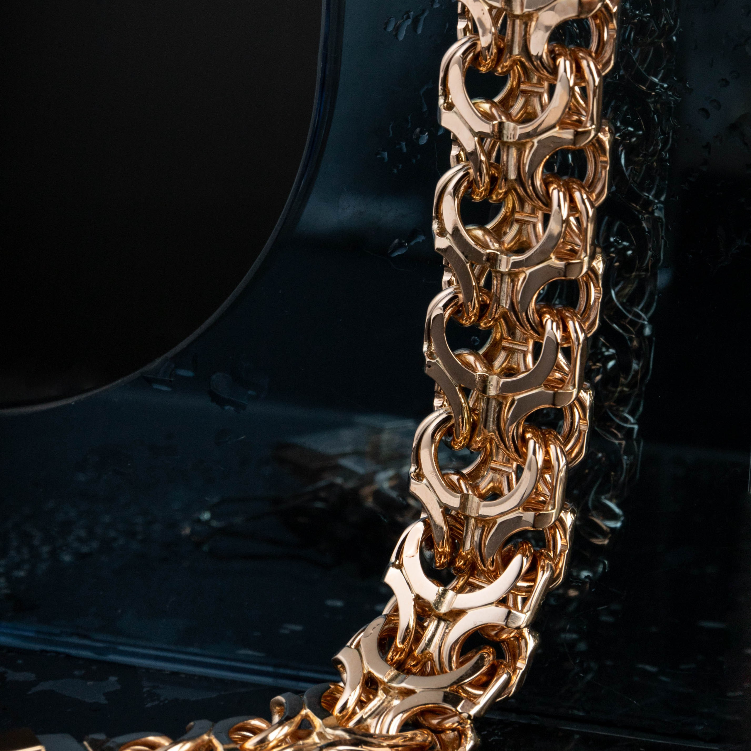 Ювелирные украшения. Предметный фотограф в Крыму Ольга Шестакова