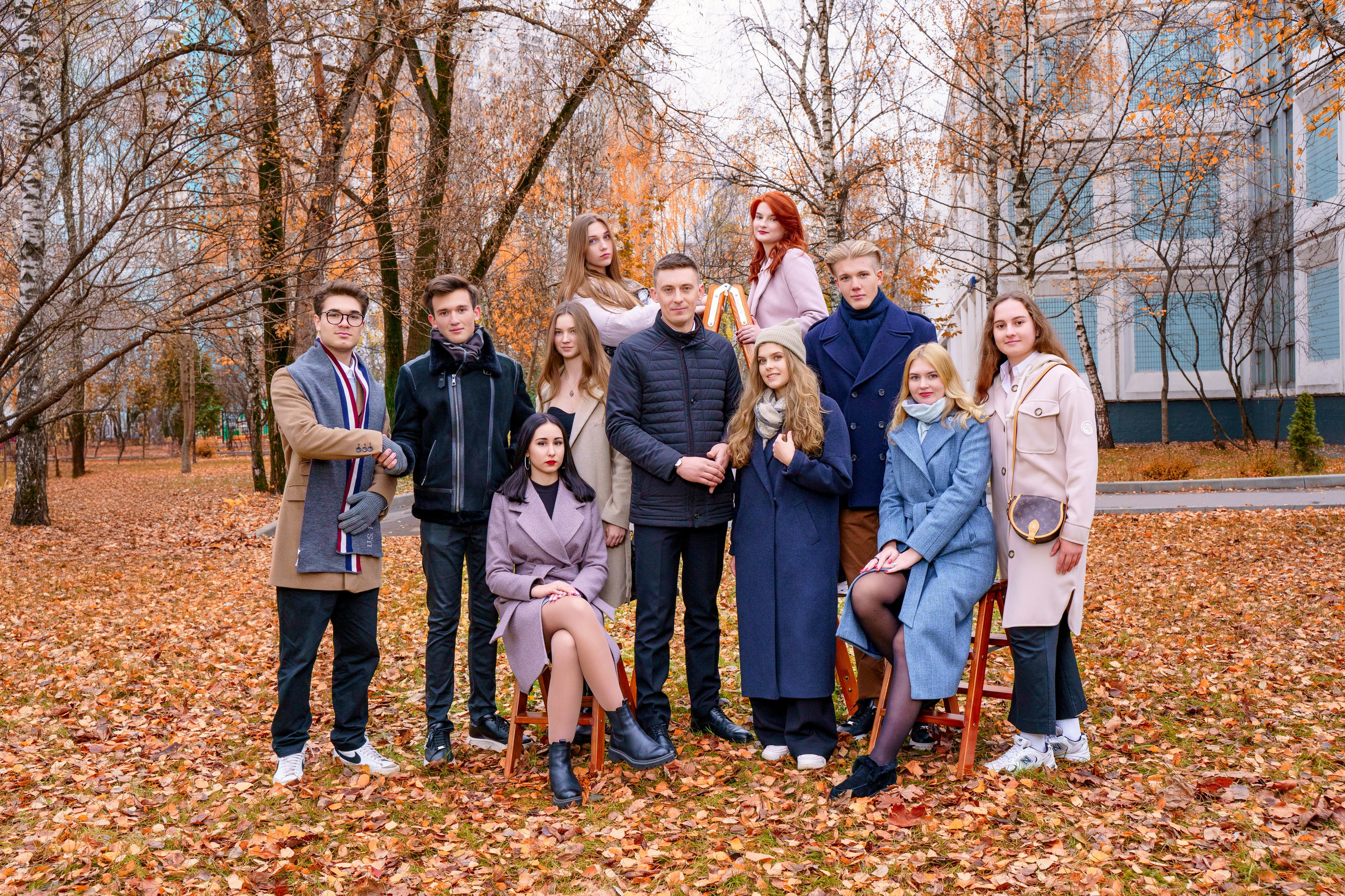 Выпускные альбомы 9-11 классов г. Москва
