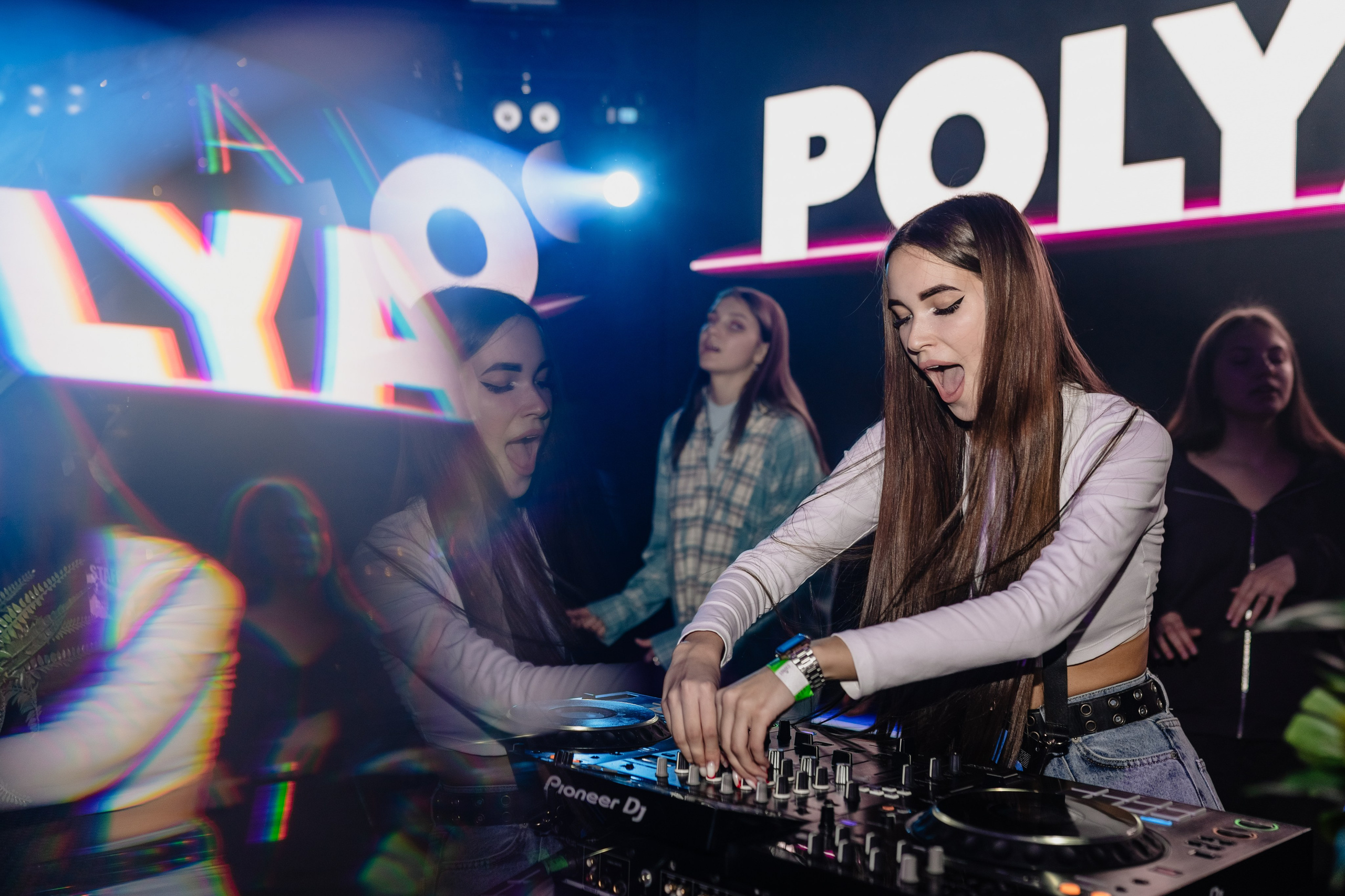 1991 Place в Fabrika. Виктория Кинкладзе