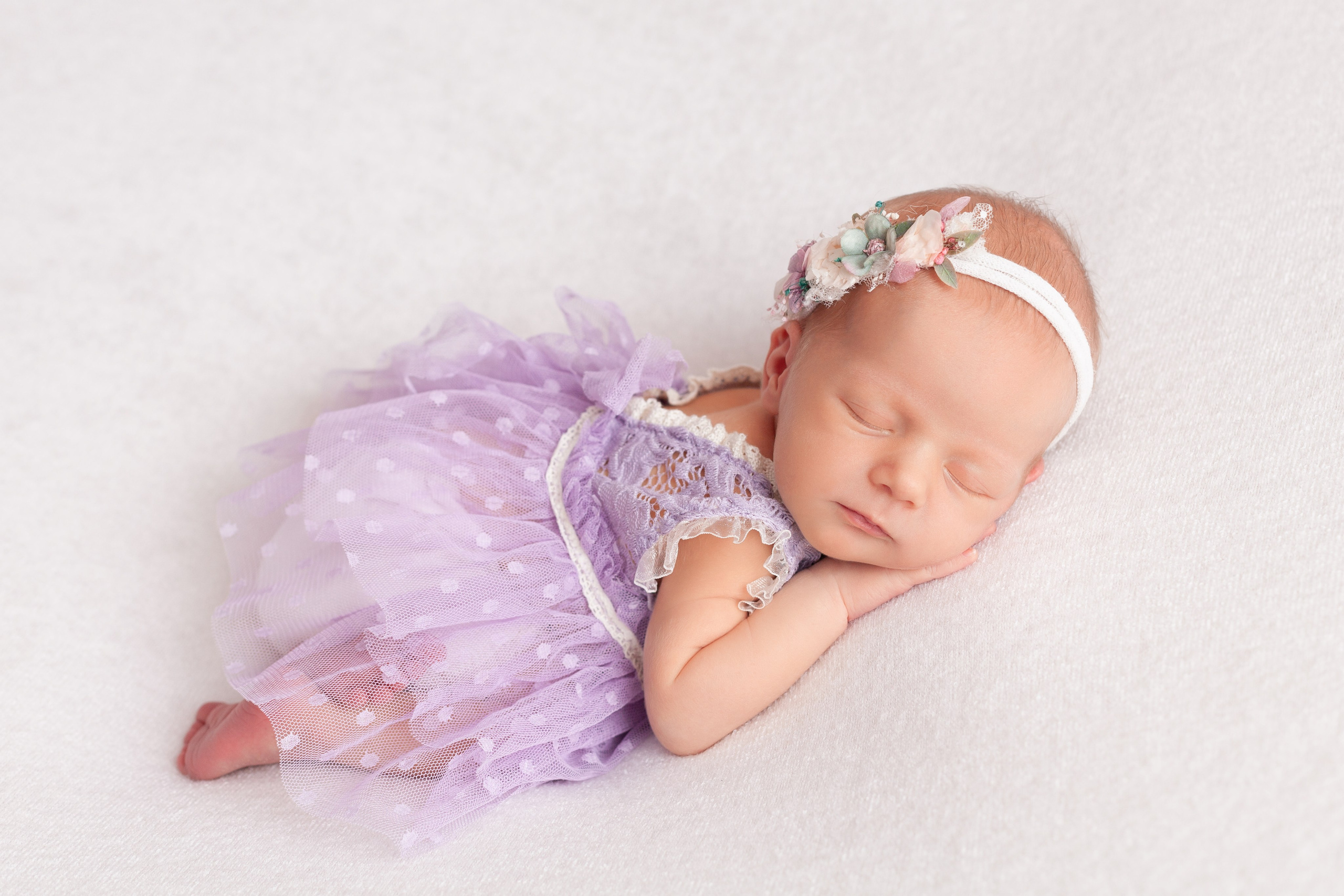 PH @newborn_flower. Retoucher Aleksmokh