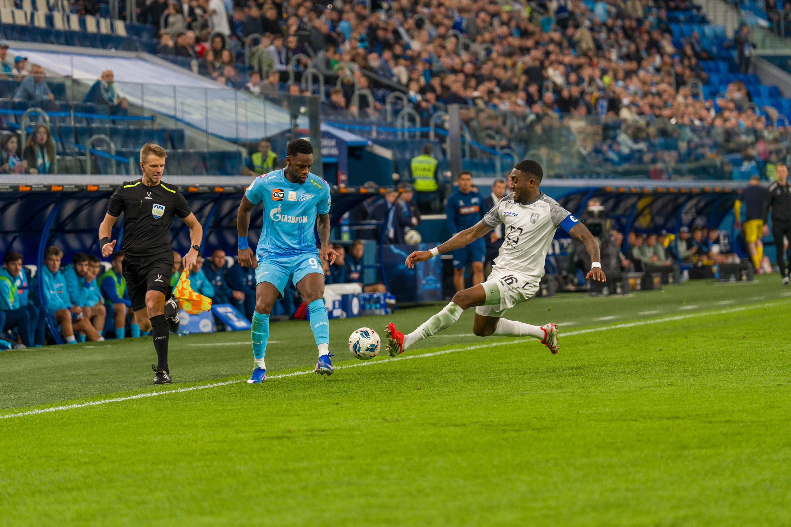 Zenit vs Baltika — RPL 2025/26 match gallery at Gazprom Arena | Anton Gauf. Sports Photographer in Saint Petersburg | Anton Hauff