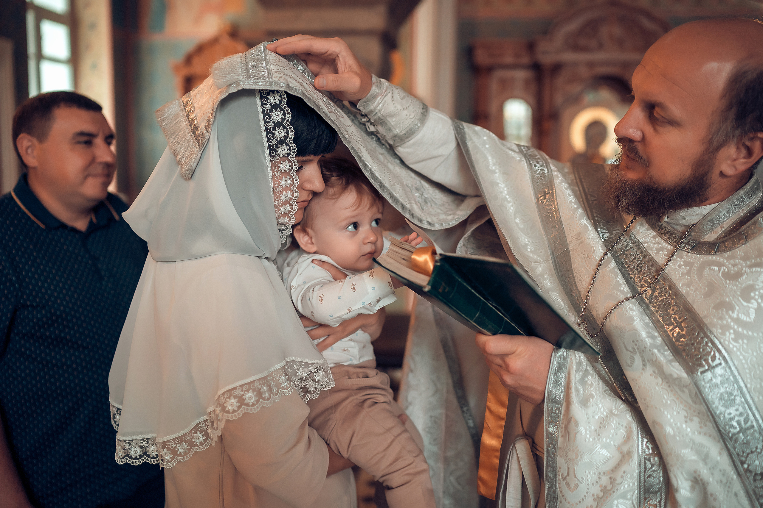 Таинство Крещения Никиты Храм Иоанна Предтечи. Фотограф на Крещение и Венчание в Красноярске Рамазанова Юлия