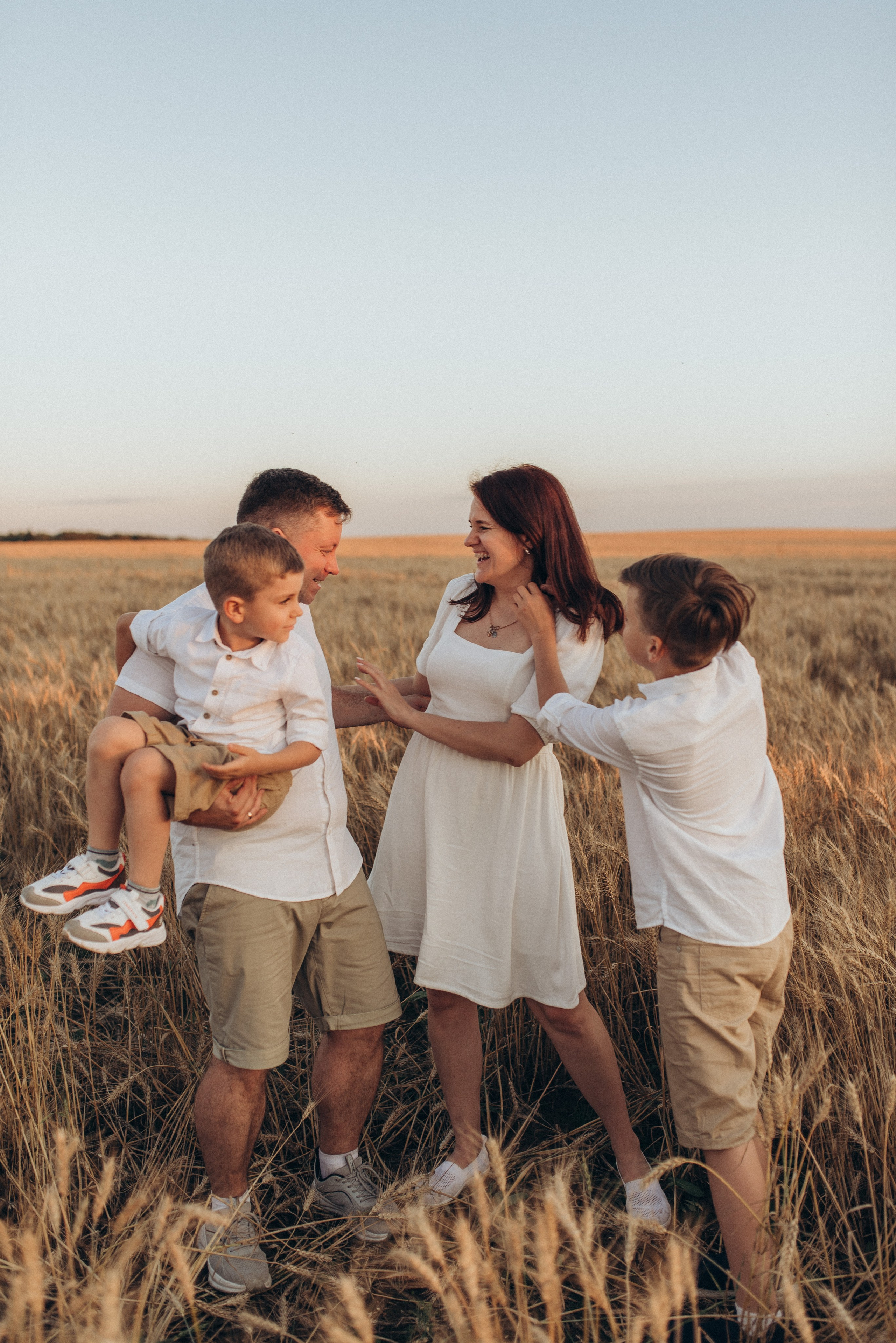 Семейная летняя прогулка. Семейный фотограф в Москве Екатерина Север