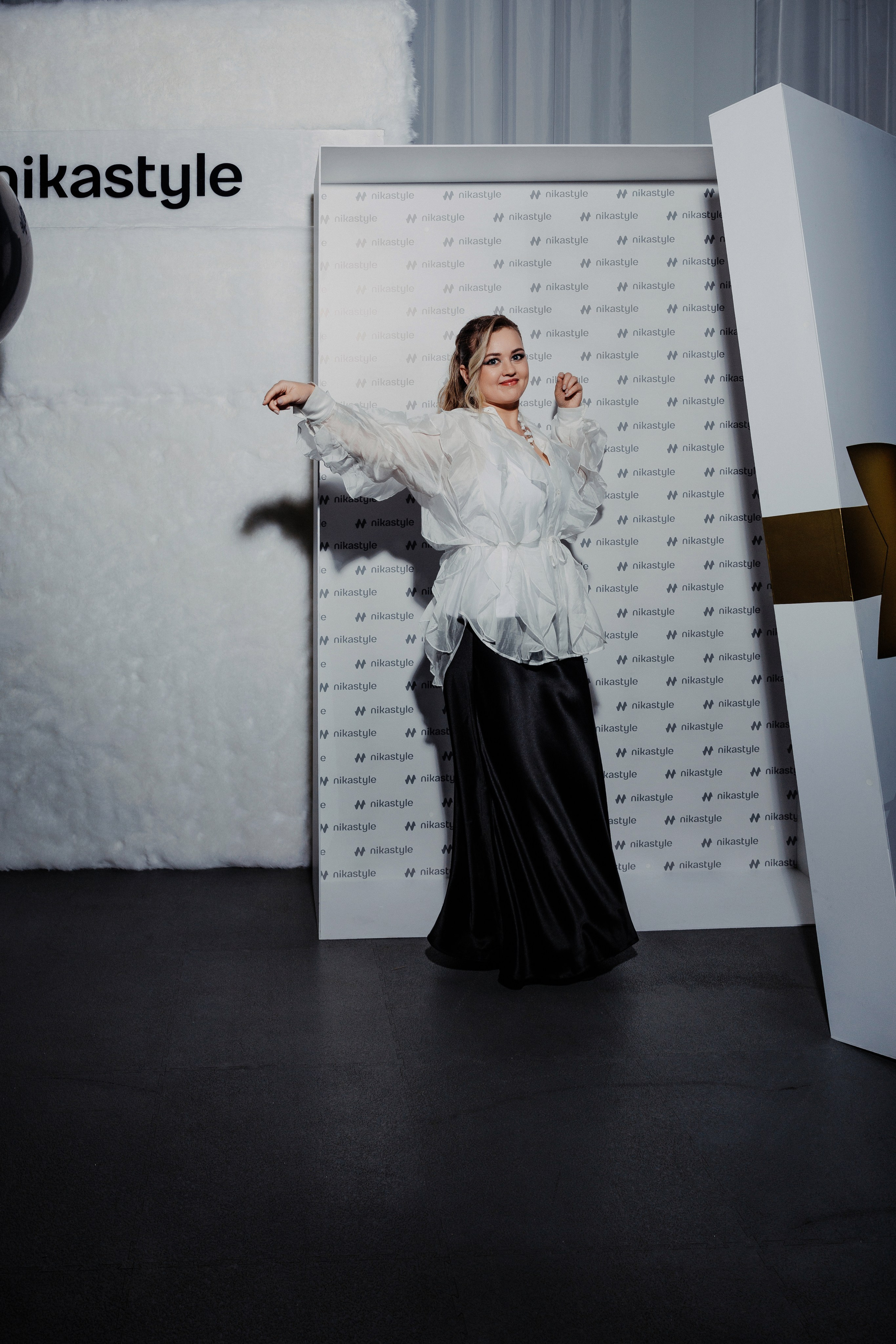 Стильный Новогодний корпоратив Nikastyle.ru. Свадебный репортажный фотограф во Владимире Евгений Топаз