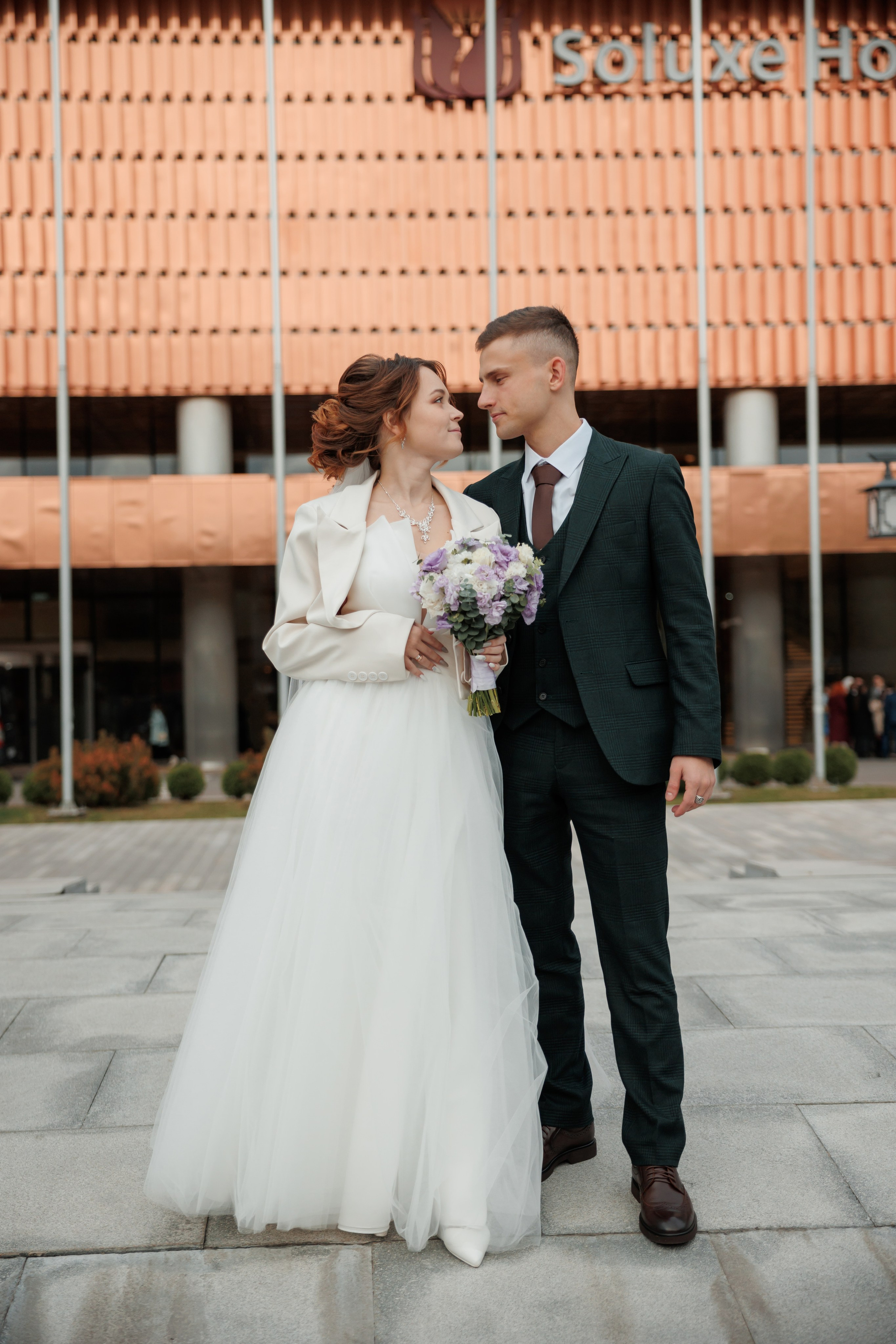 Константин и Дарья, ЗАГС ВДНХ, отель Soluxe, ресторан «Антик». Свадебный и репортажный фотограф (Москва, Королев и другие)