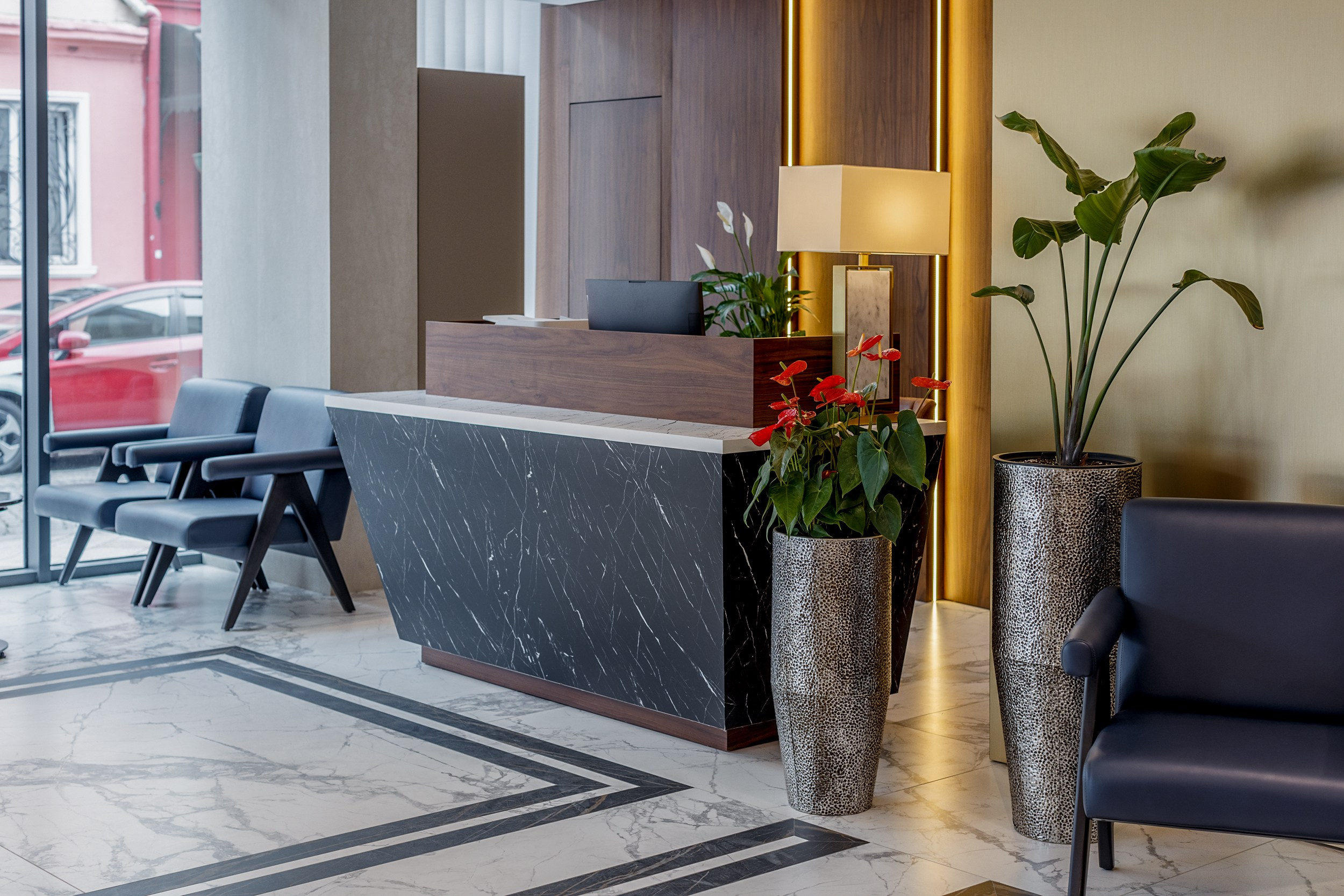 HOTEL PIAZZA EPIGRAPH (BATUMI). Режиссёр, клипмейкер, фотограф — Андрей Охота