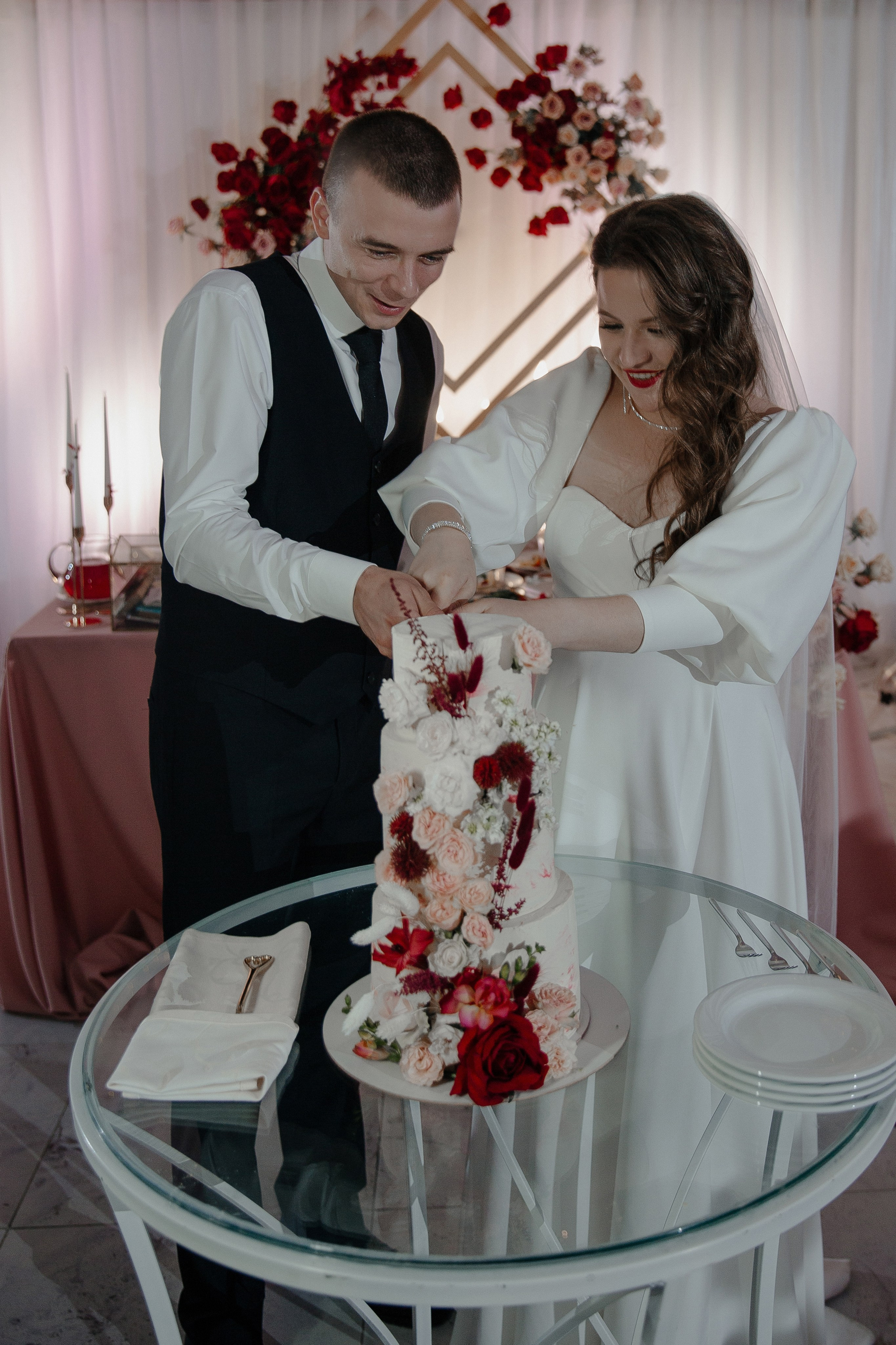 24.08.2024. RETOUCH-HOUSE