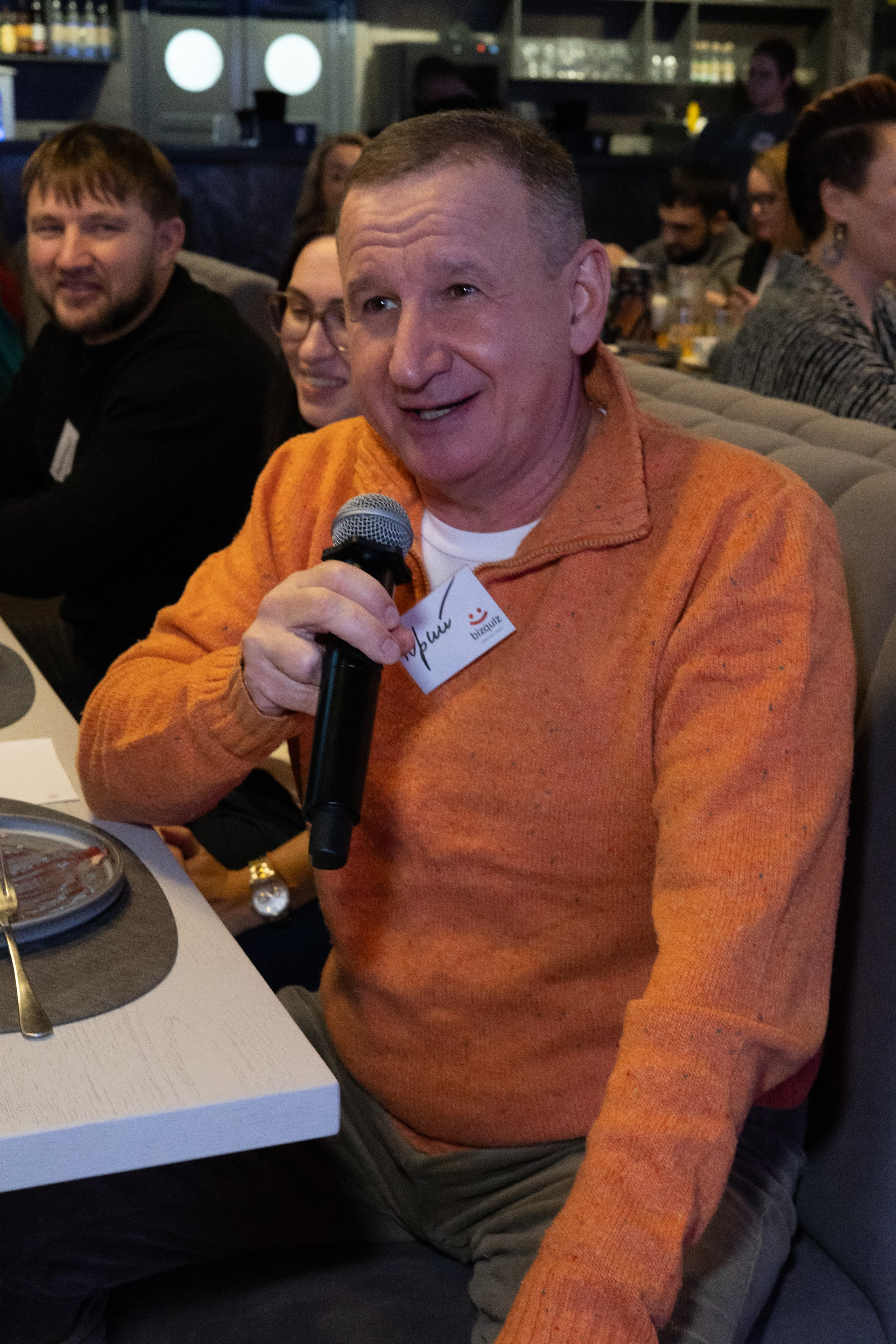 13ая BIZ QUIZ: деловая игра | Красноярск. Фотограф Красноярск съемки лавстори, фотосессия в студии, портретная съемка, творческие фотосессии