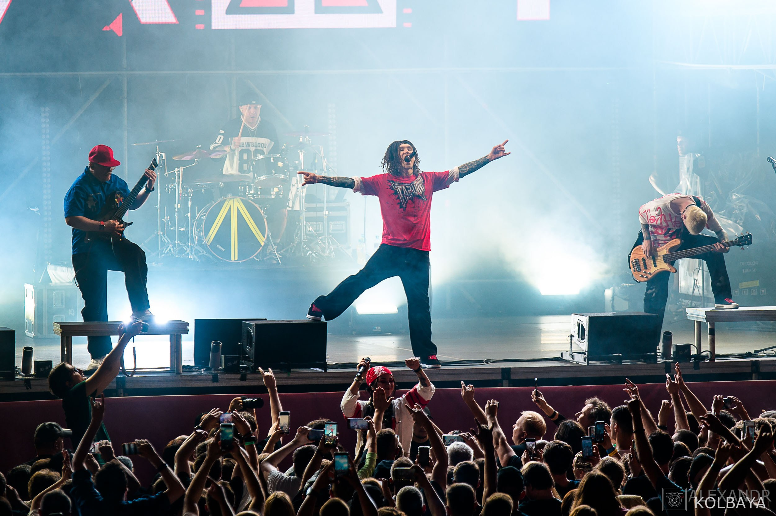 Фоторепортаж с концерта группы СЛОТ на Red Summer 2025. Концертный и театральный репортажный фотограф в Москве Александр Колбая