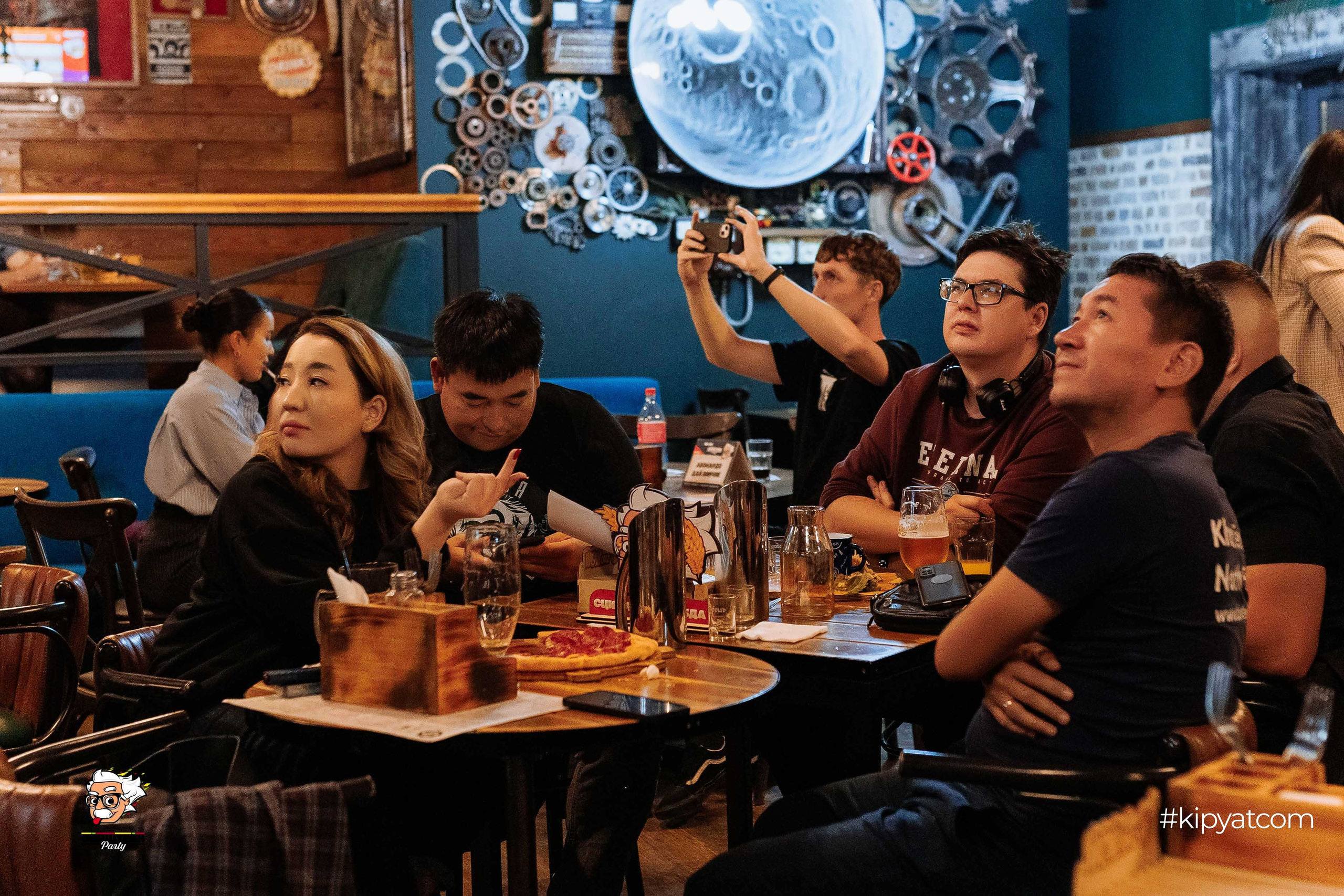 Эйнштейн Party