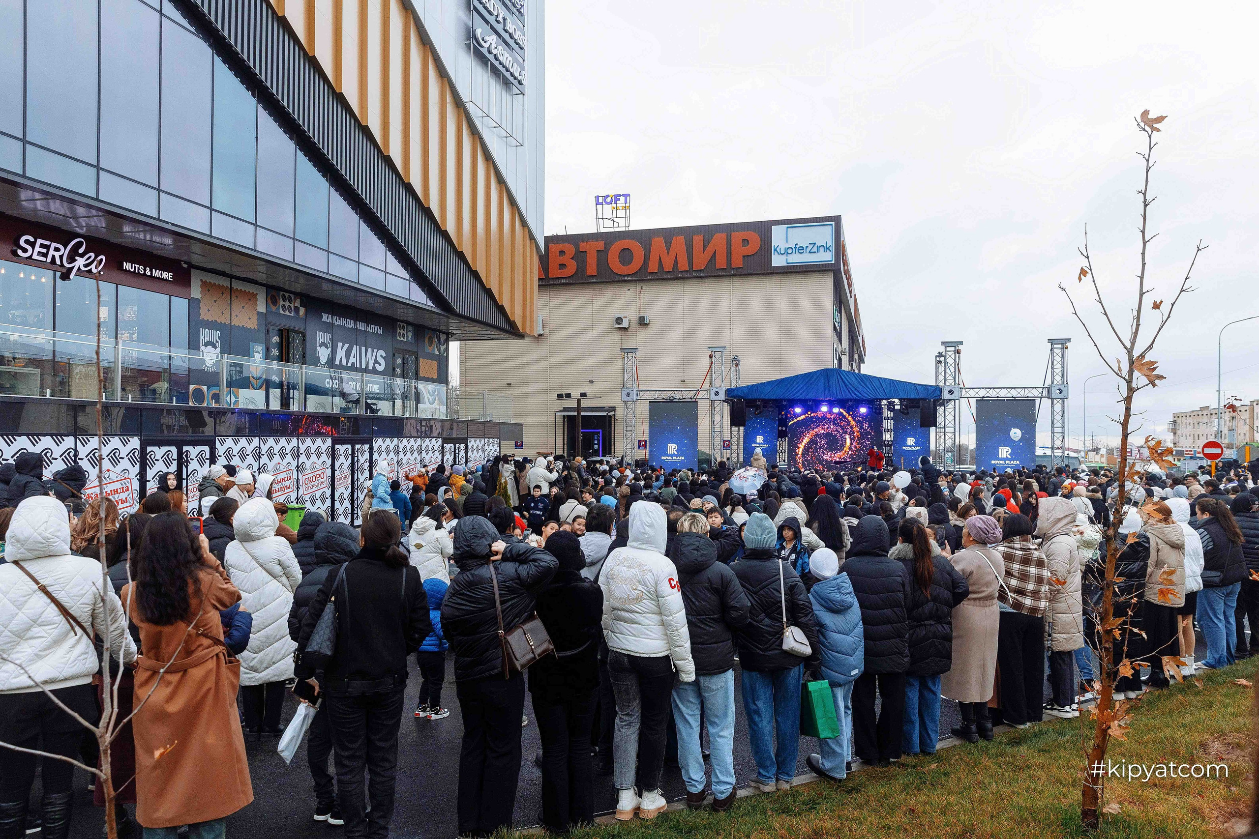 Официальное открытие ТРЦ «Royal Plaza»