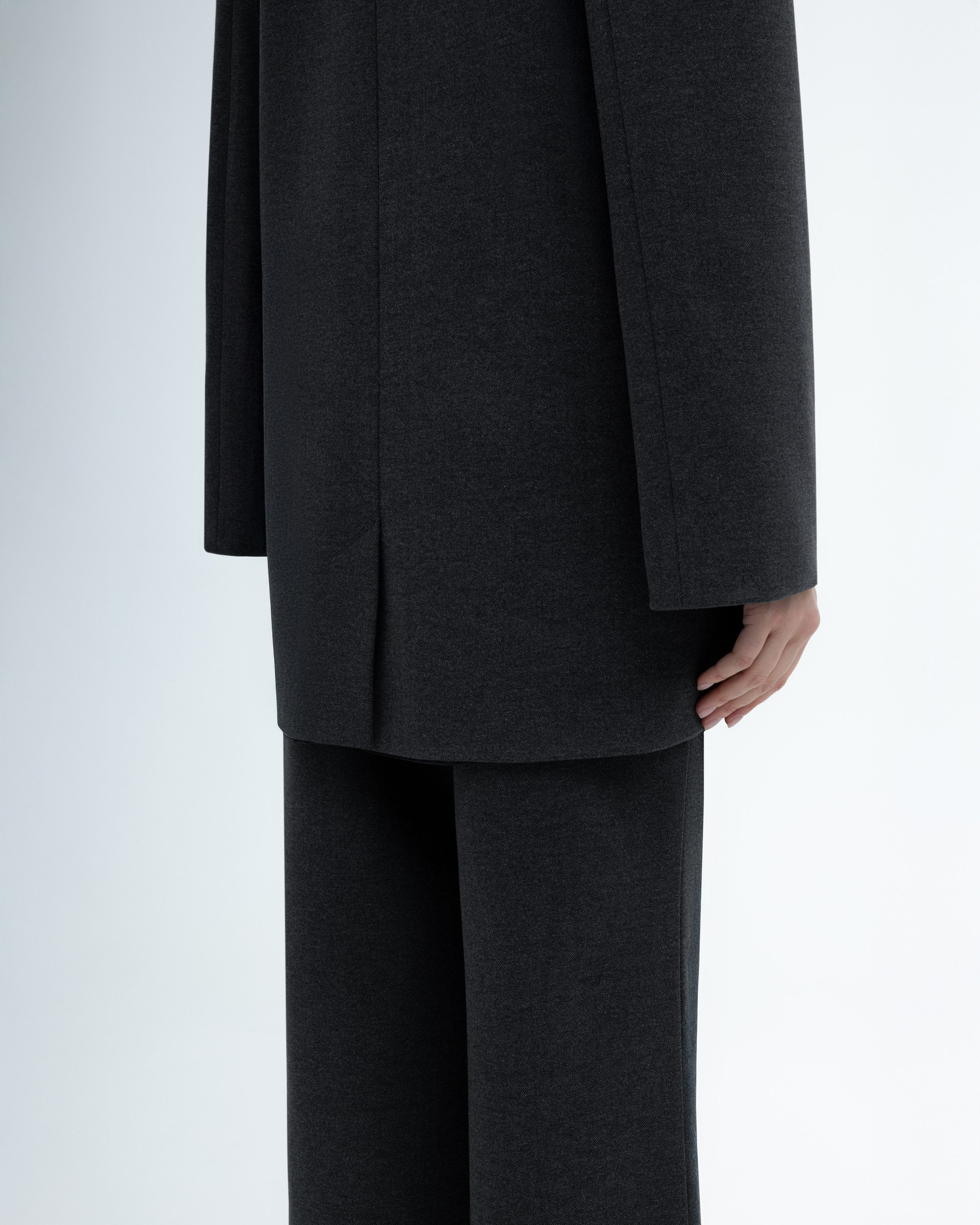 Voix. Photographer. Producer. Retoucher