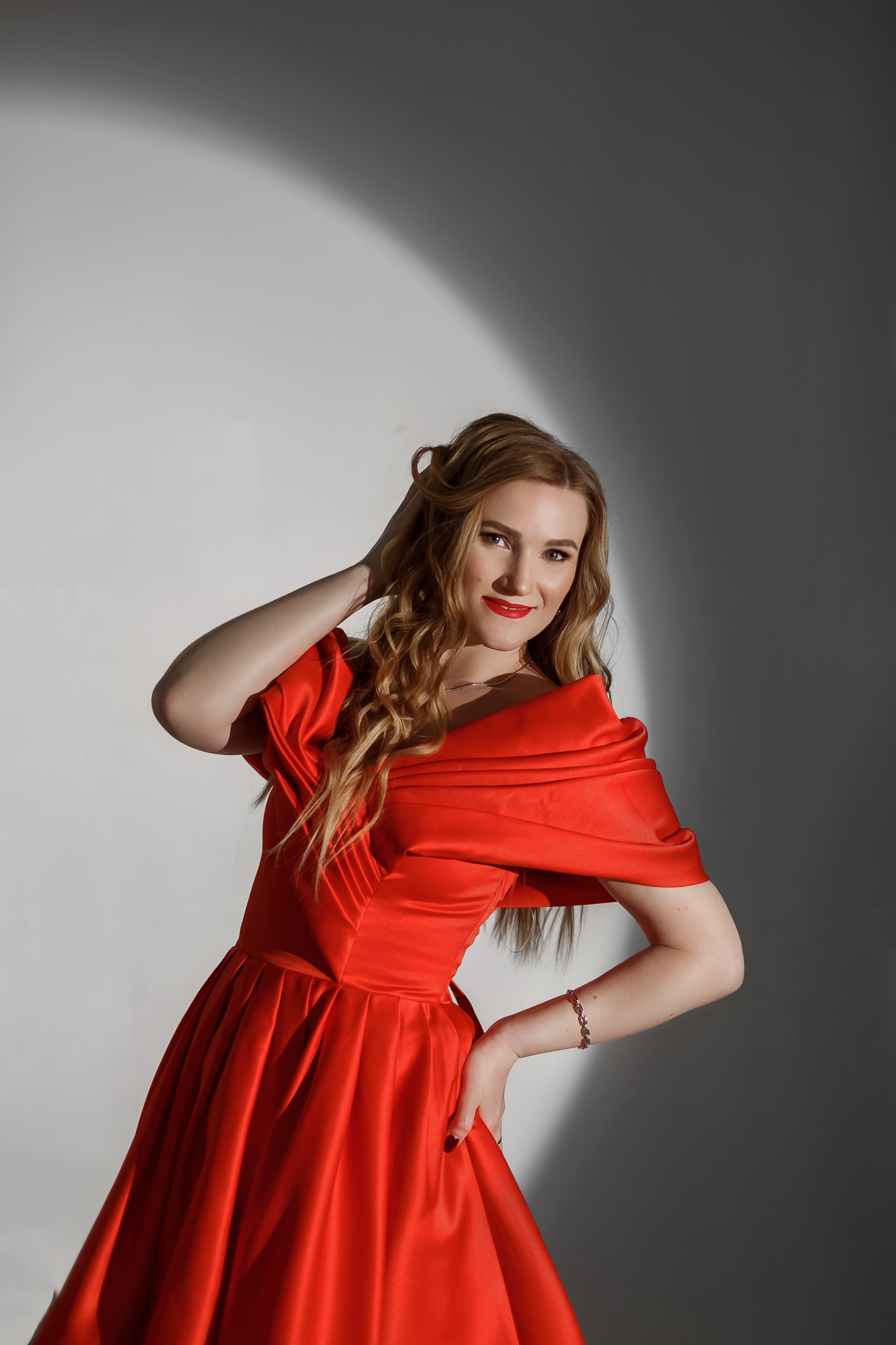 Людмила. Студия. Свадебный и семейный фотограф в Брянске Ирина Гавриленко, выпускные ал