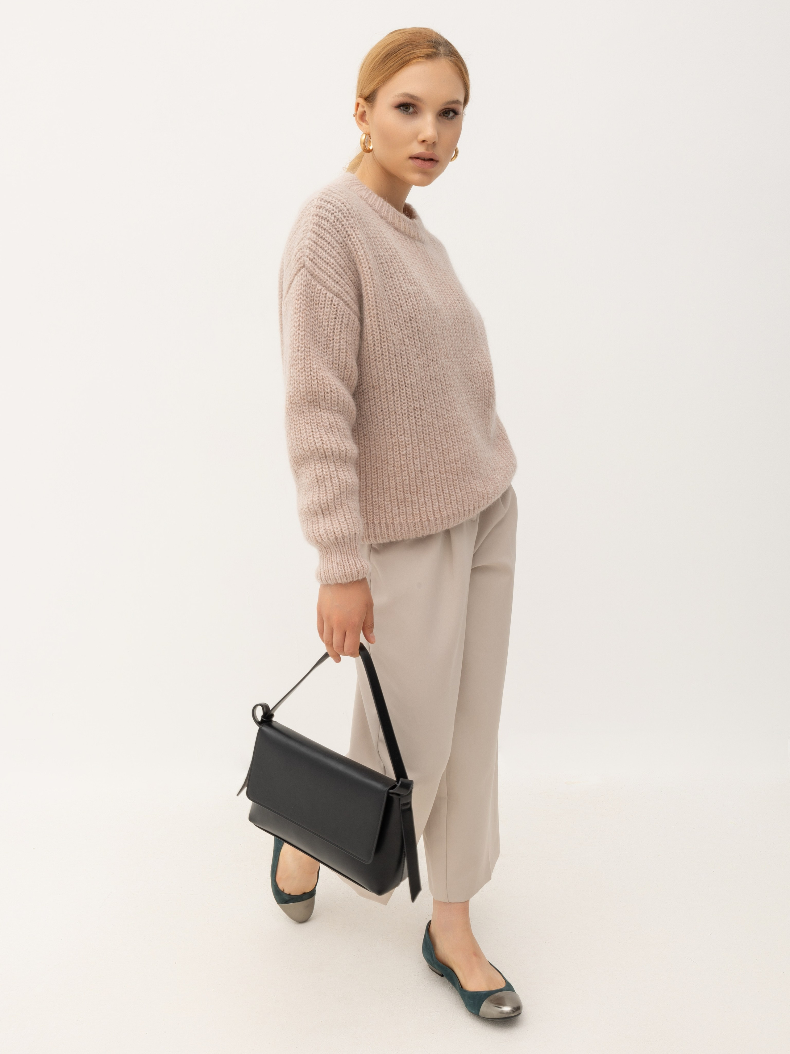 Каталог Лаура. Portfolio ideai-studio