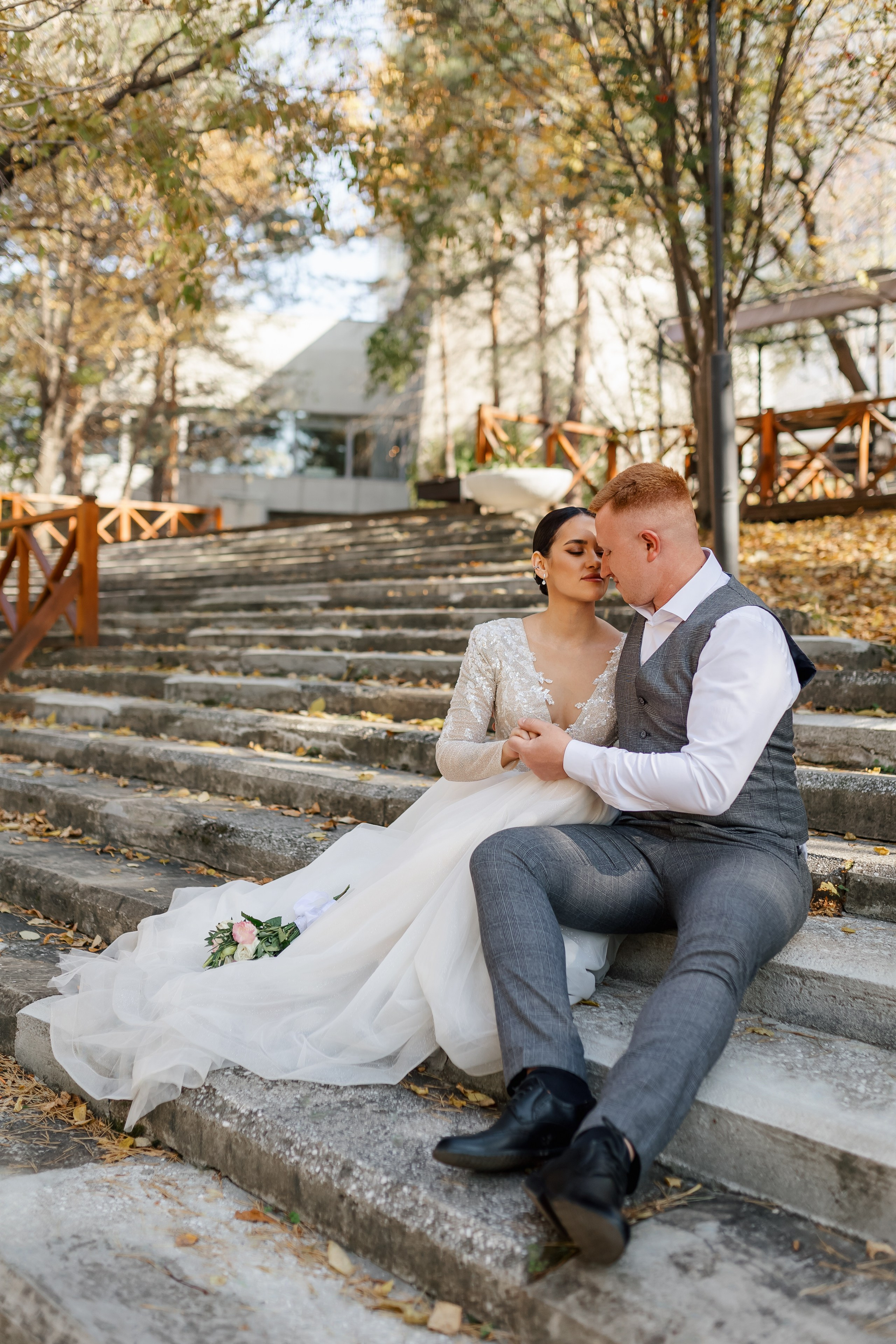 Степан и Алина. Красивая осенняя прогулка. Свадебный фотограф в Хабаровске