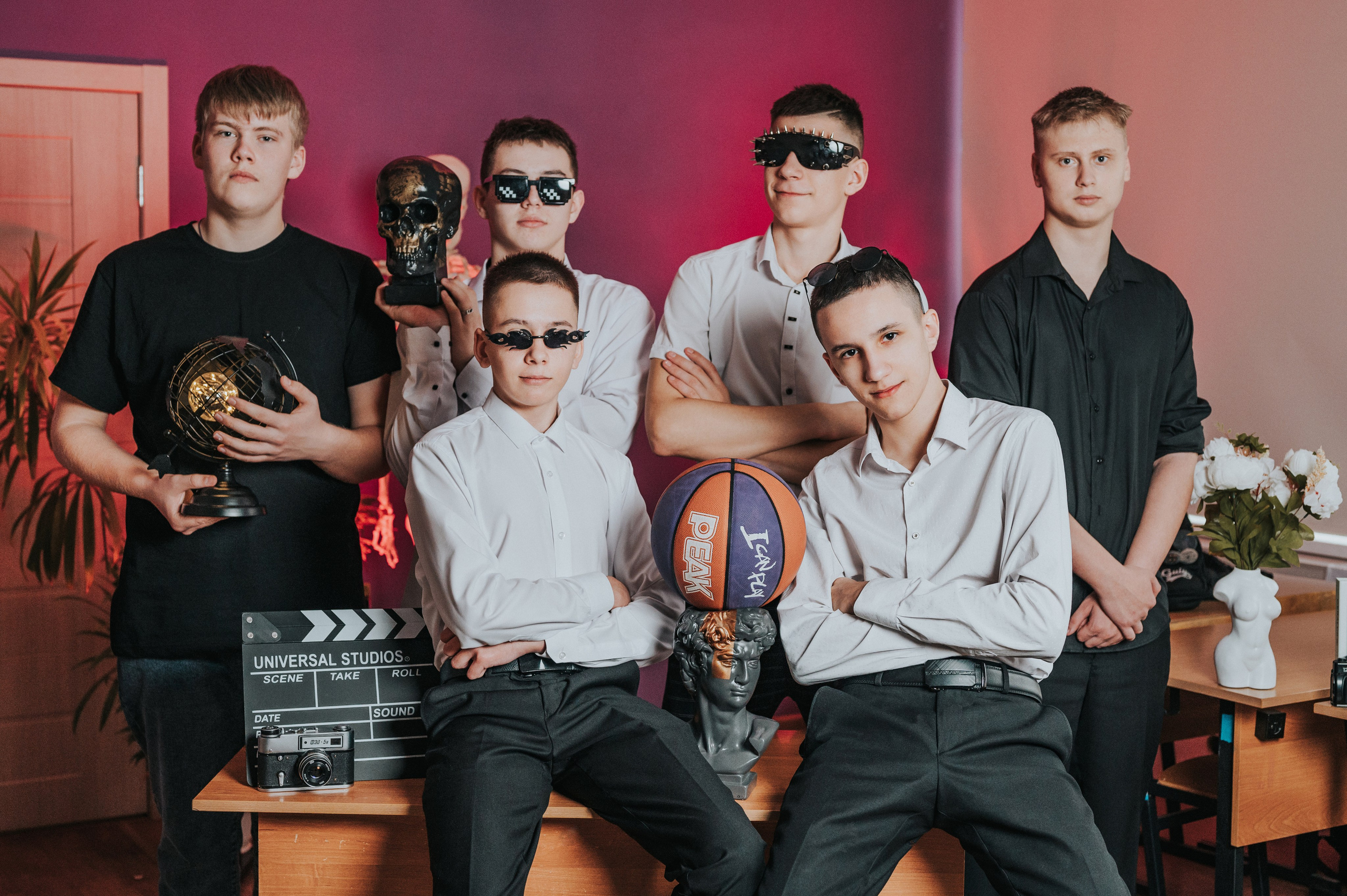 В школе. Выпускные альбомы и Школьный фотограф в Алексеевке, Бирюче, Красном