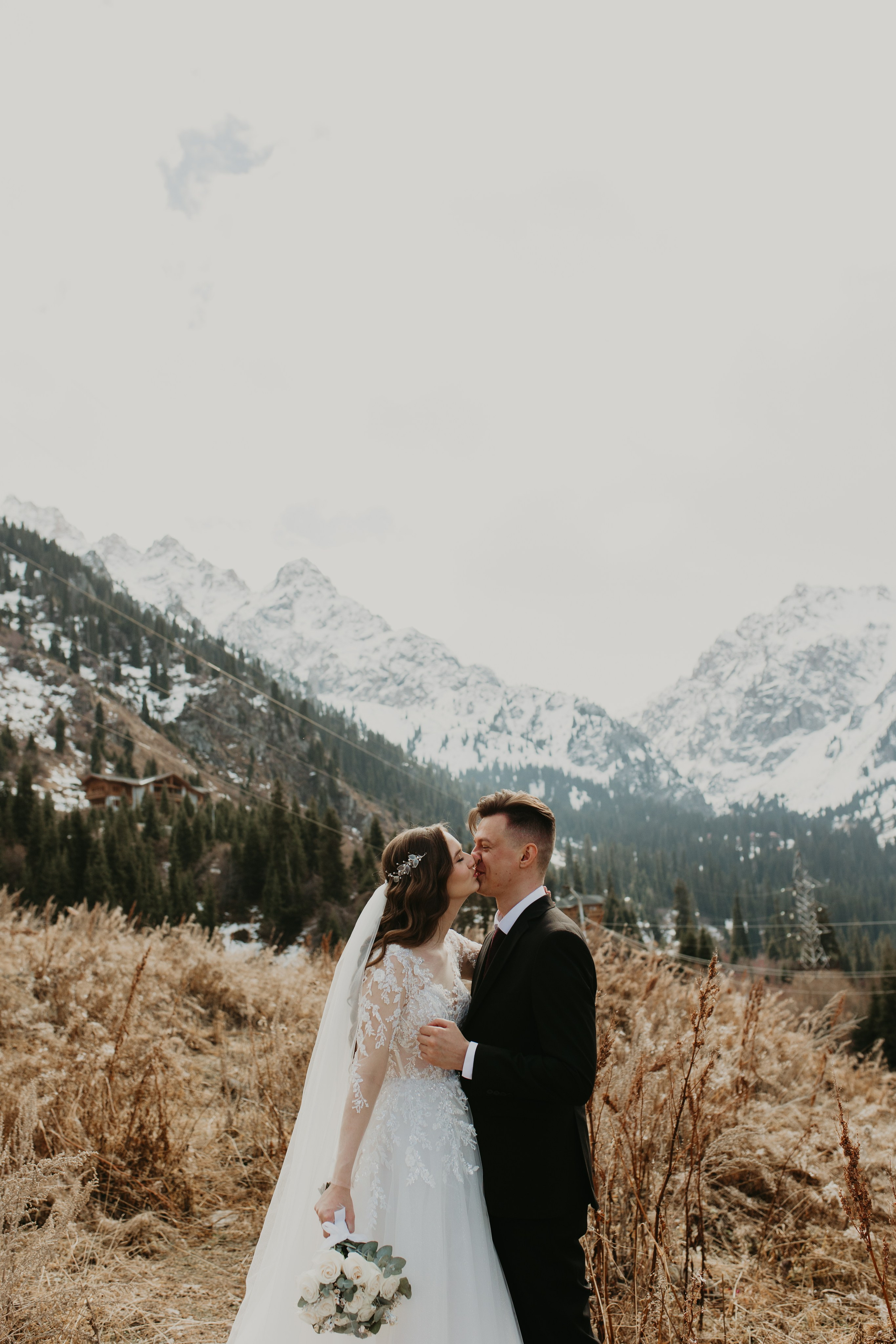 Wedding. Свадебный и семейный фотограф в Алматы Laura Dosmann