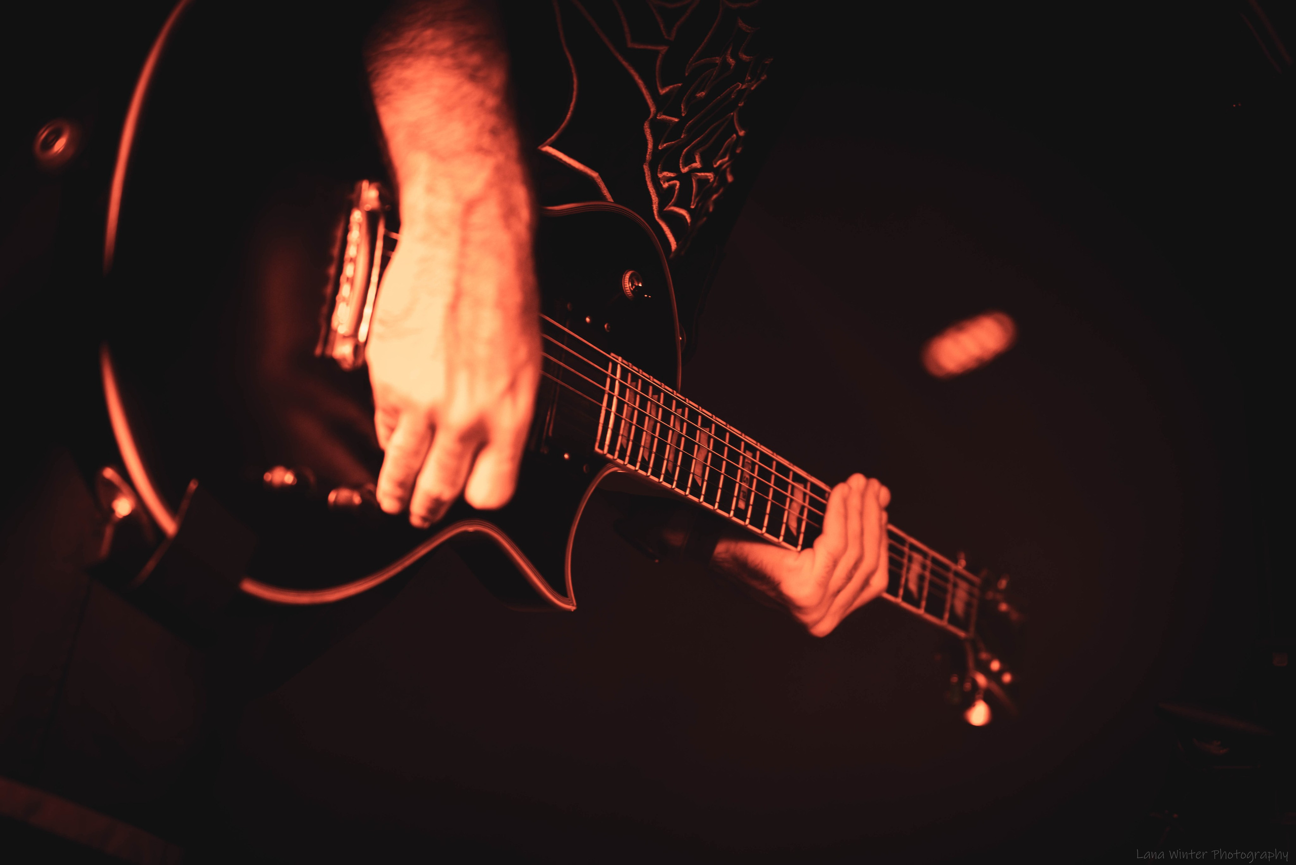 7000$ (25 января 2025 года, Москва, клуб Урбан). Фотограф Светлана Блинова, Москва и Московская область