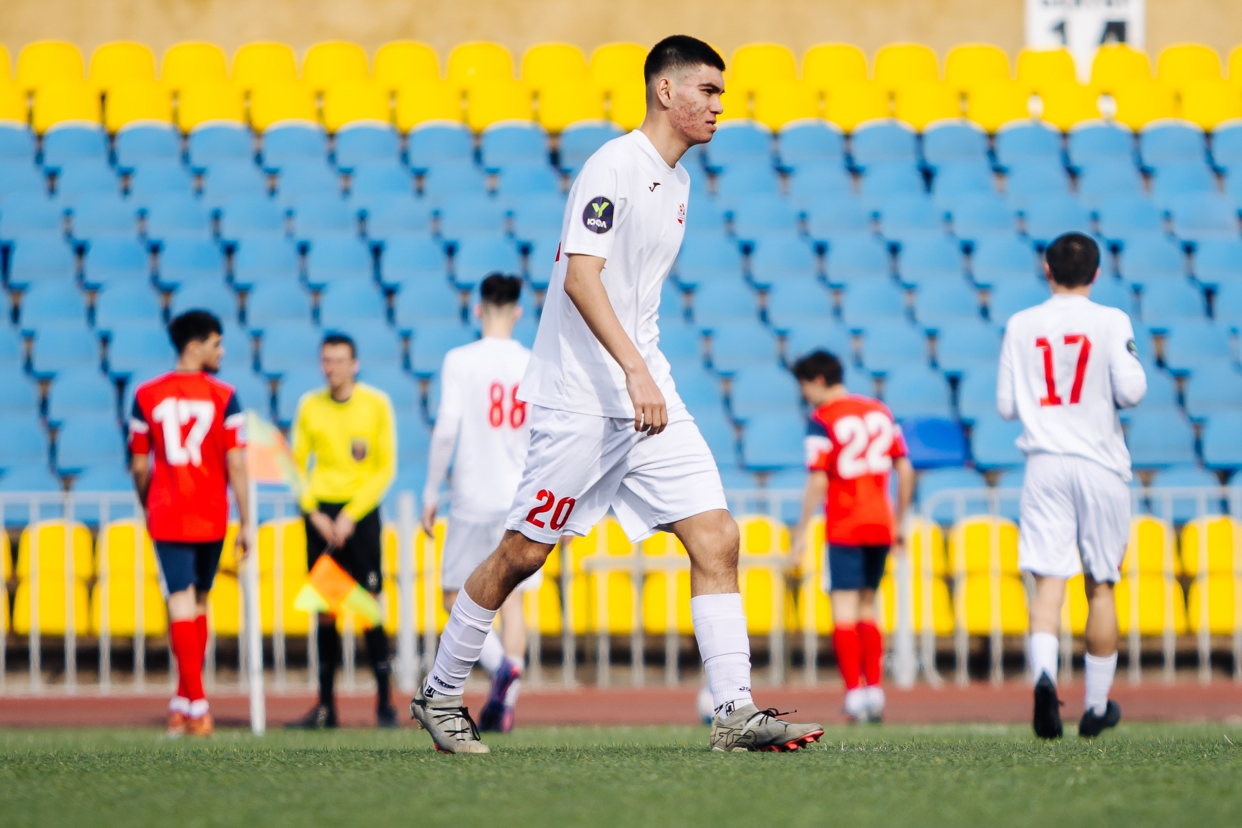 ФК «Металлург-Магнитогорск» vs ФК «ОСШ-Челябинск-М» // 05.04.25. Денис Прохоров Фотограф в г. Магнитогорск