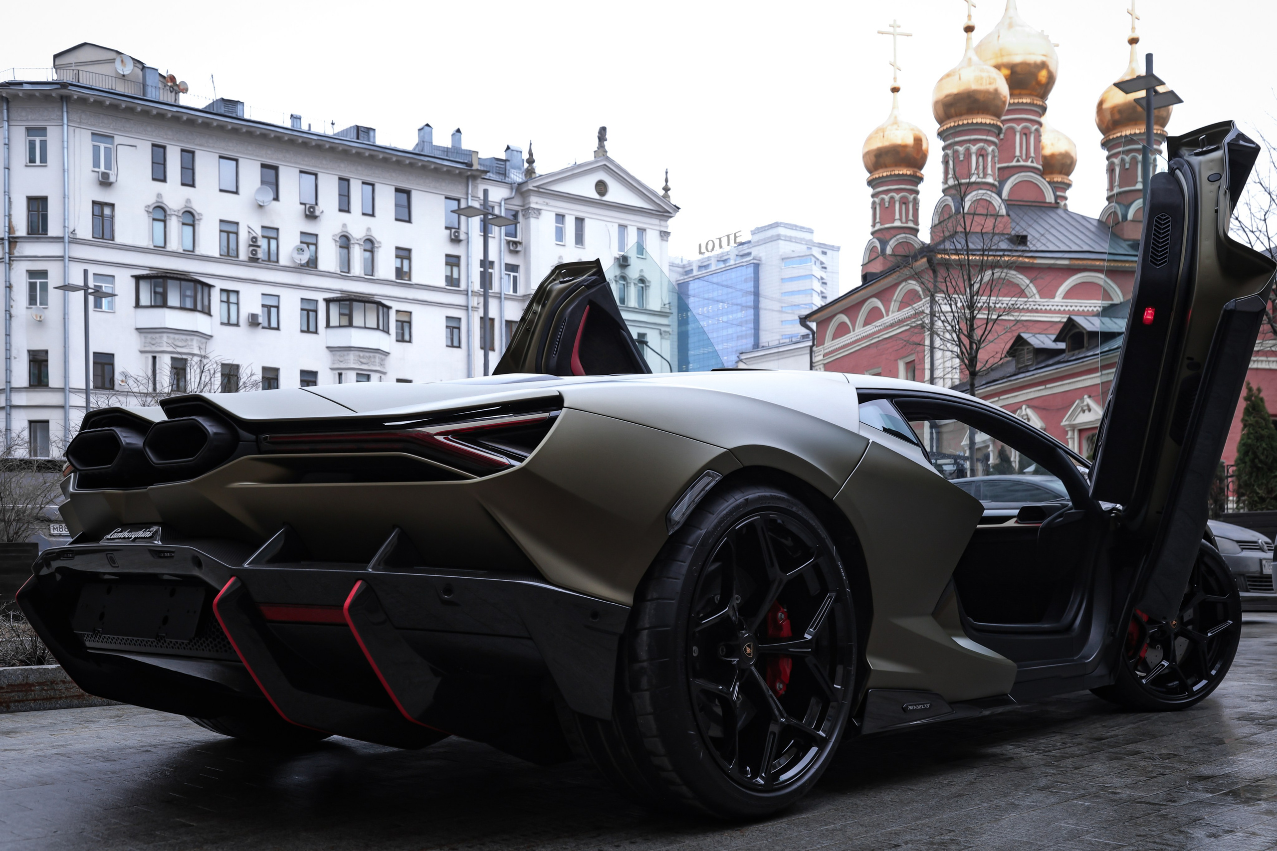 2024 Lamborghini Revuelto 6.5 AMT. Mixturecaptures