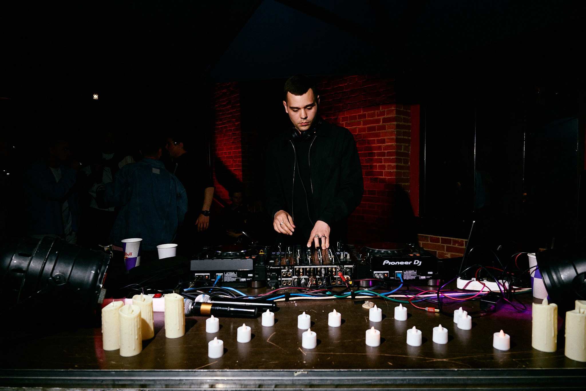 LASKI — CONNECTED x DETI. TENZO | Креативный продюсер / Арт-директор