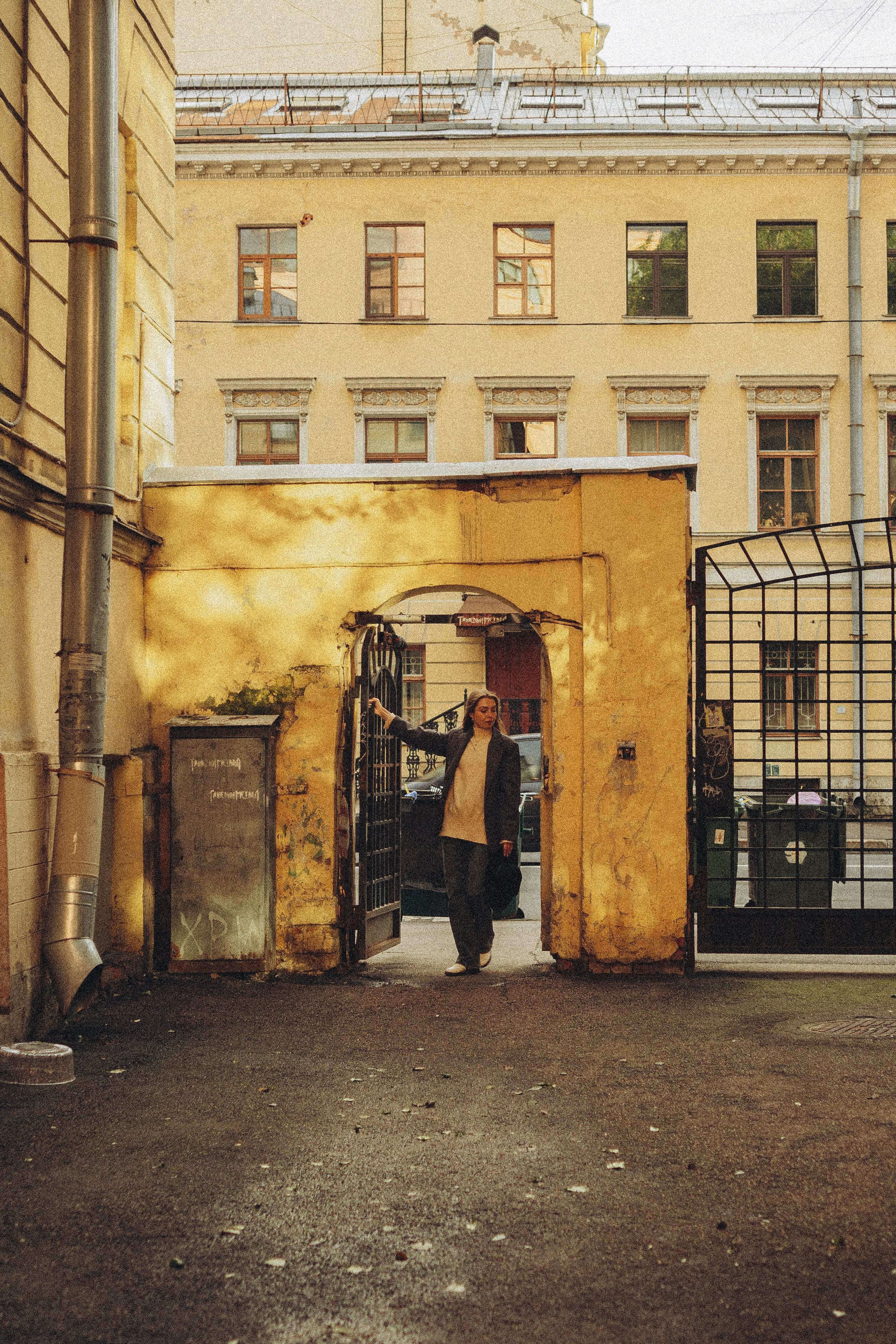 ПРОГУЛКА НА ЧЕРНЫШЕВСКОЙ. Профессиональный фотограф, Санкт-Петербург — Виктория Богомолова