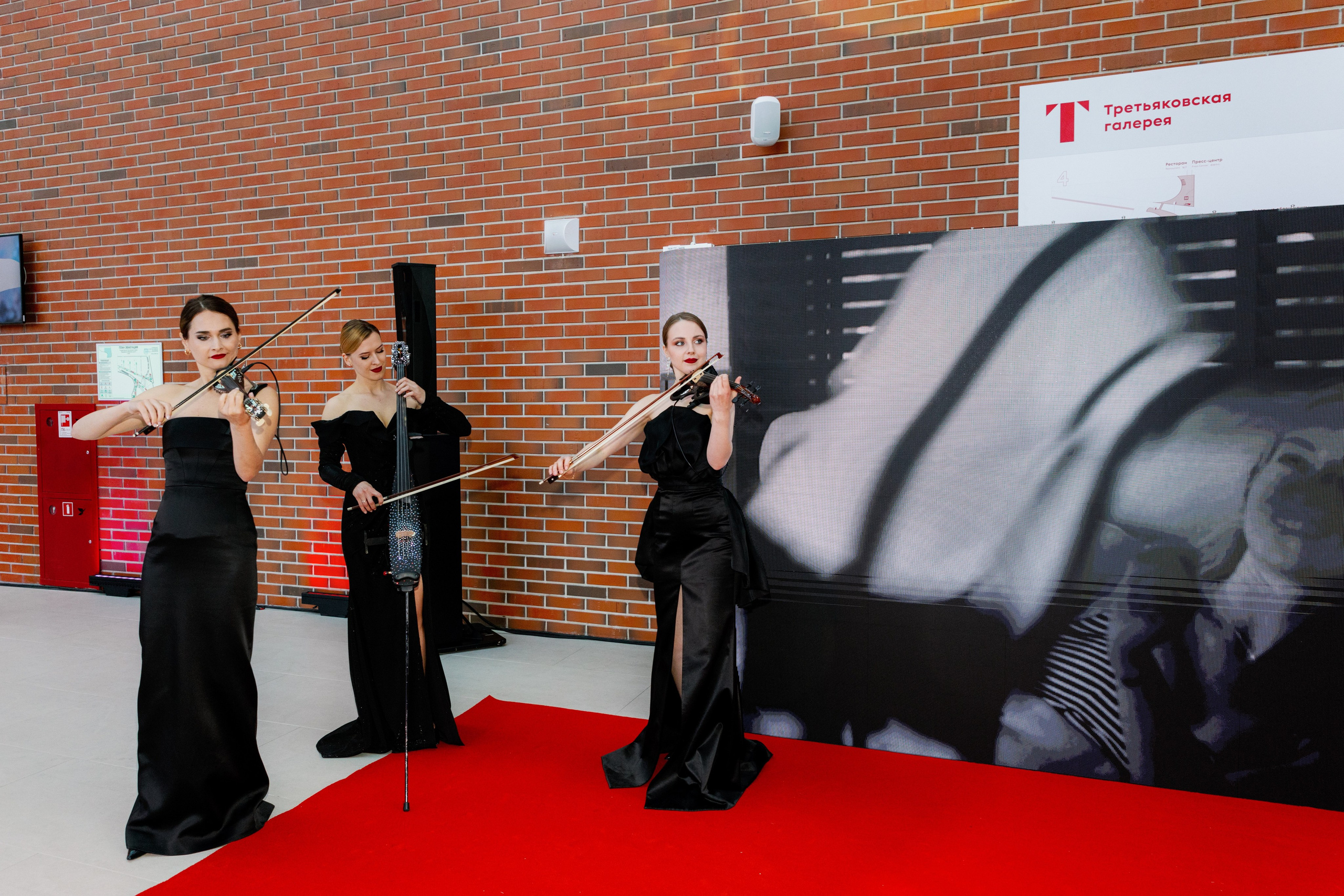 Презентация GET JET в Третьяковской галерее. Фотограф в Москве и Санкт-Петербурге Дарина
