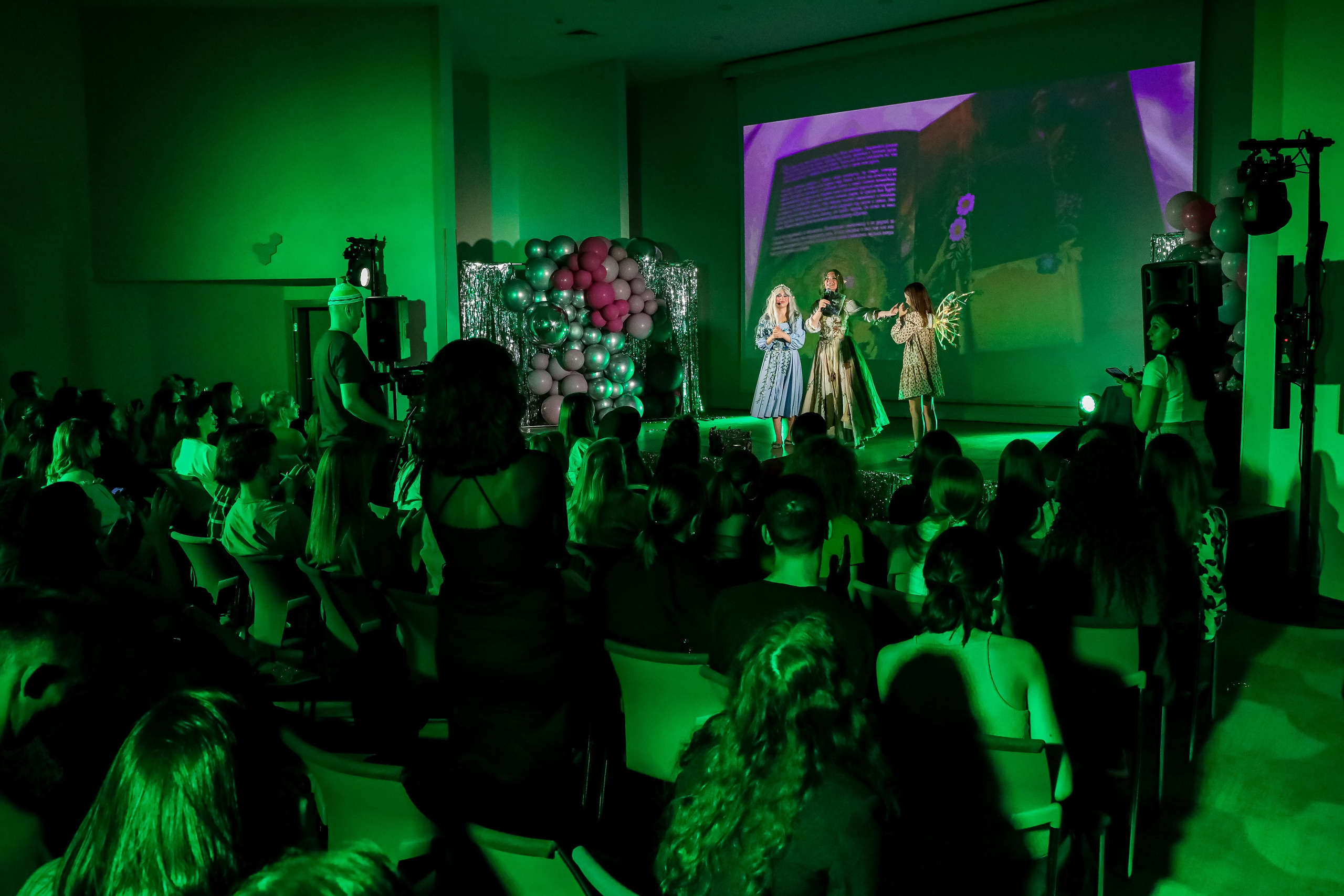 Международный обучающий форум для EVENT-специалистов «СМТ». Photographer Viktoriya Markushina «My world throug»