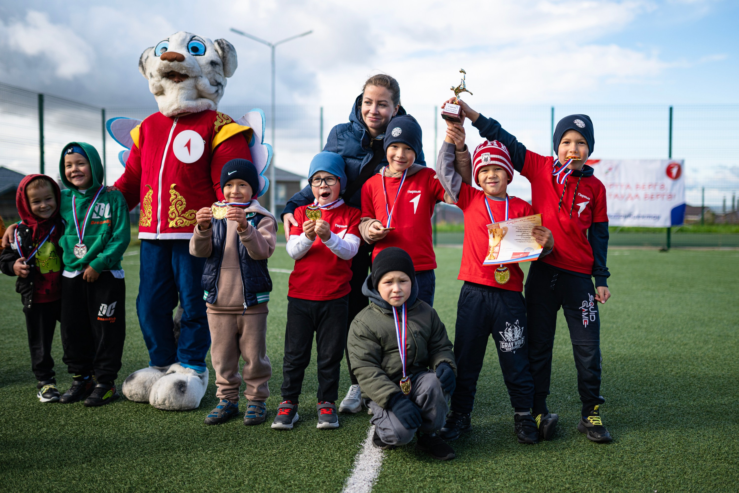 Детский футбол. Республика Татарстан, Высокогорский район, с. Высокая Гора. Свадебный фотограф в Казани, и Зеленодольске Радик Мухаметов