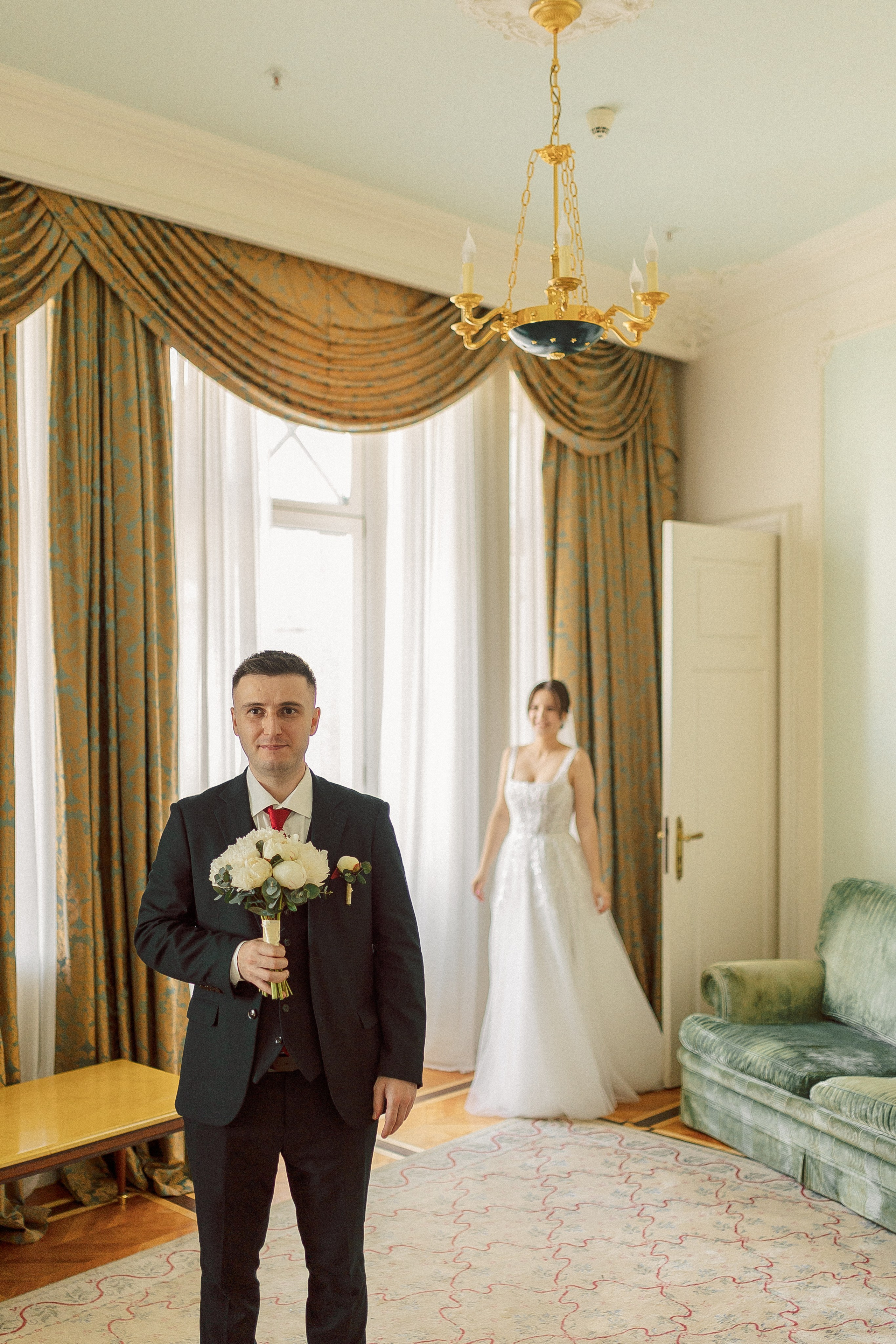 Грибоедовский ЗАГС. Семейный фотограф в Москве Анна Пожарская