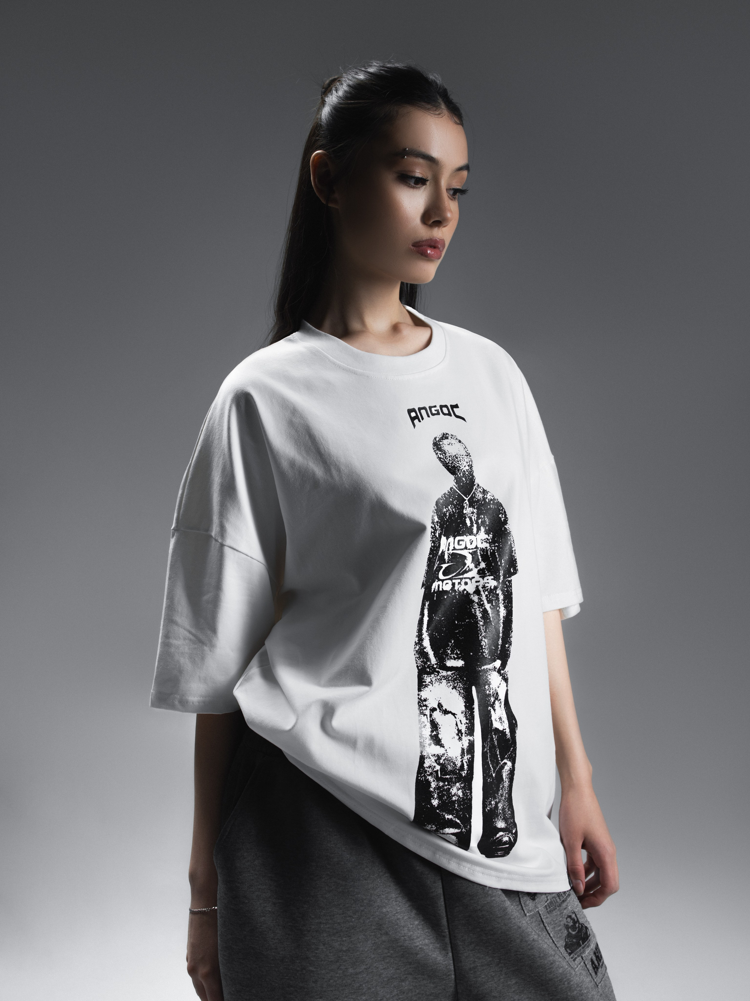 КАТАЛОГ | серый фон. RUNA production — стильные съемки для брендов