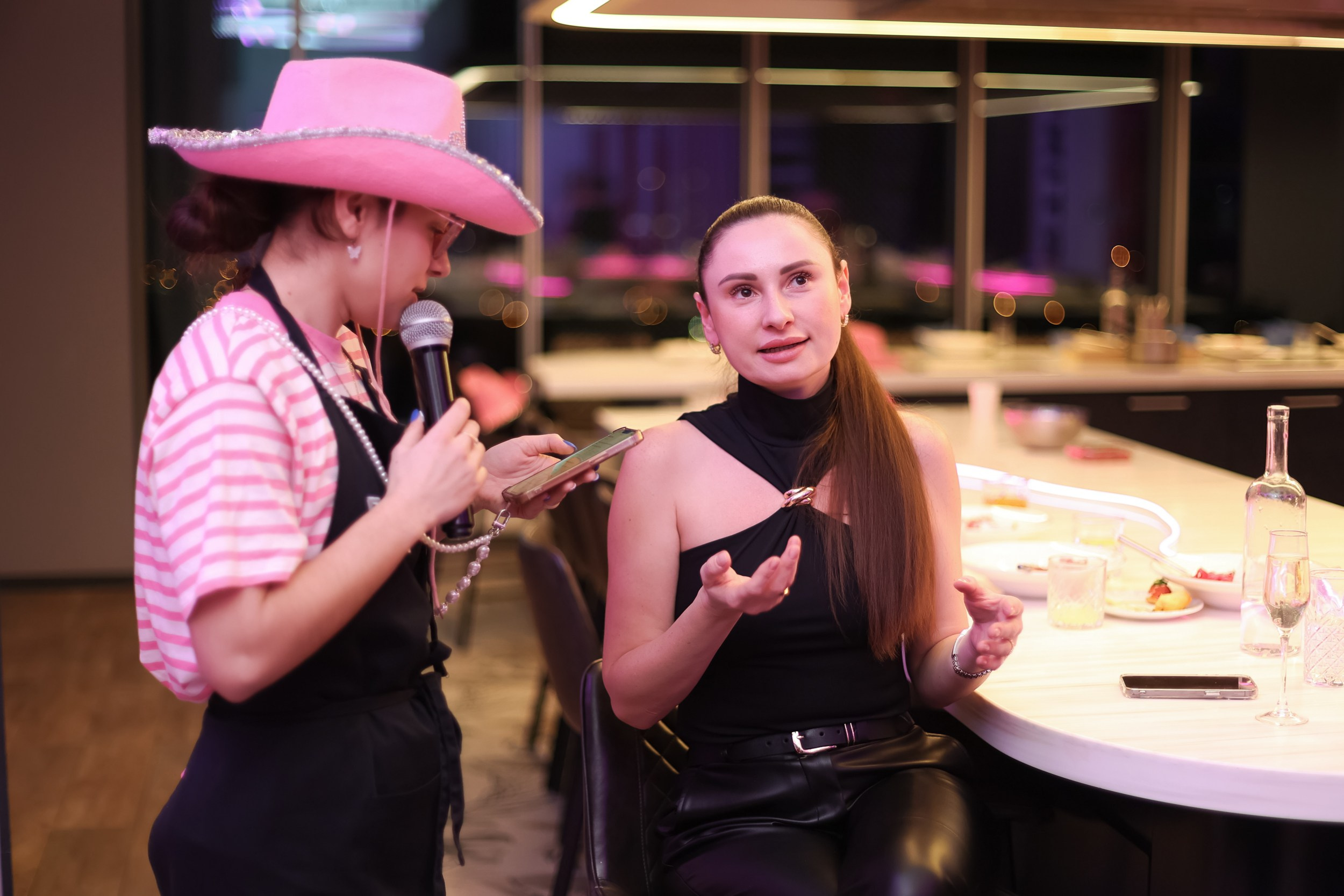 Вечеринка 8 марта в EventyOn. Репортажный фотограф видеограф в Москве Ольга Плаксина