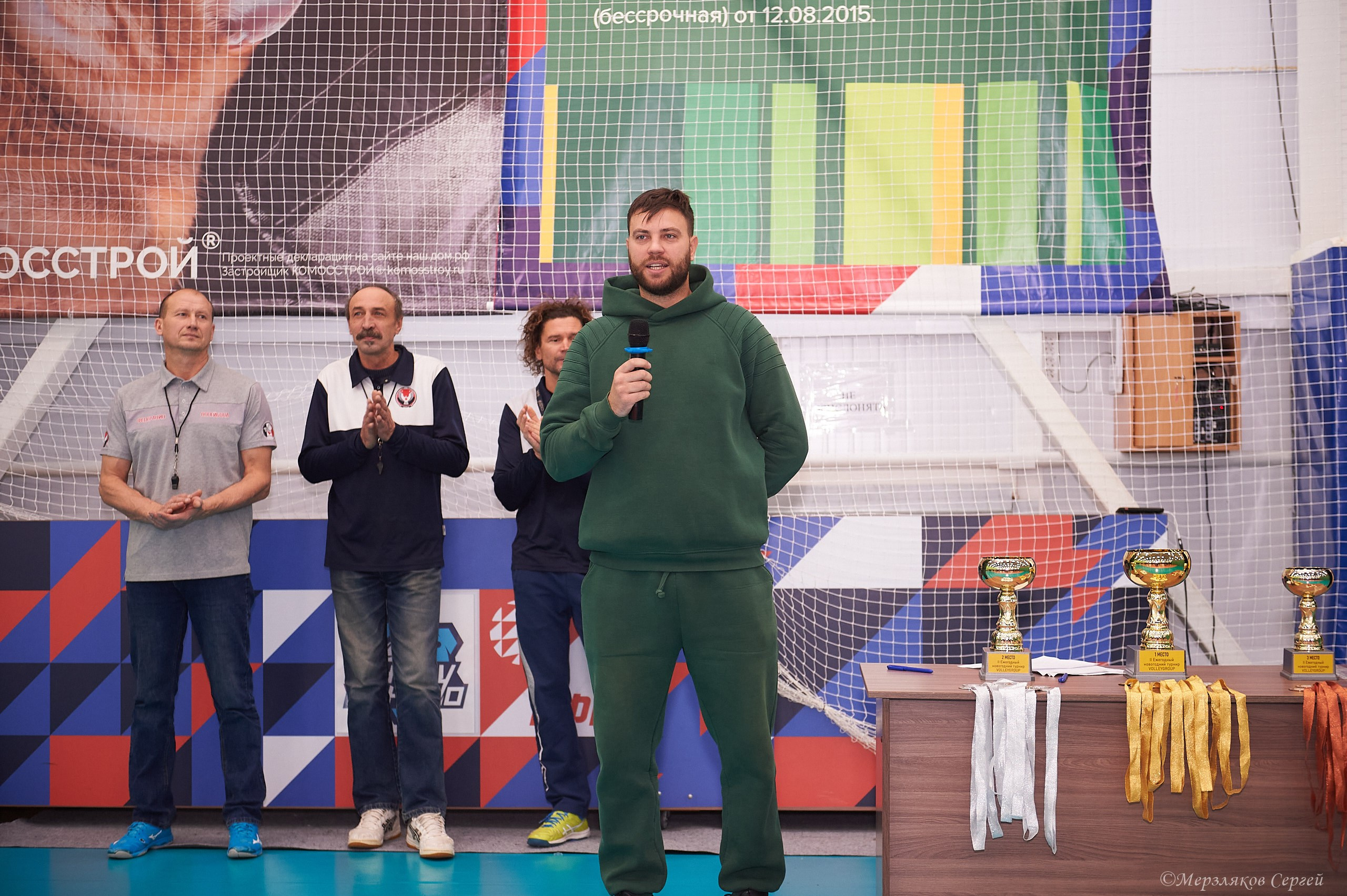 Новогодний волейбольный турнир. Ижевск. 16.12.23. Спортивный репортажный фотограф в Ижевске Сергей Мерзляков