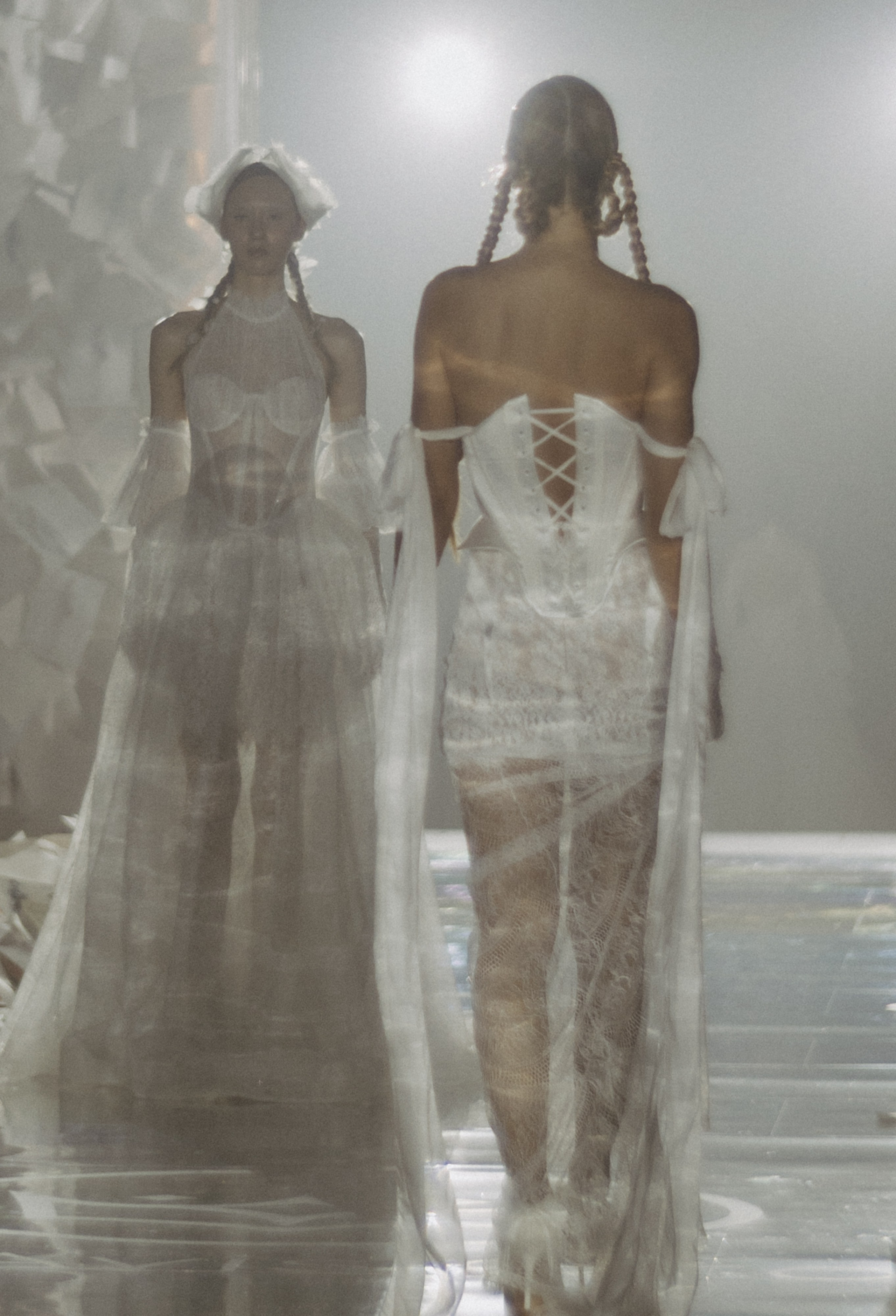 Rara Avis Fashion Show 2026. Fusion Wedding Photographer