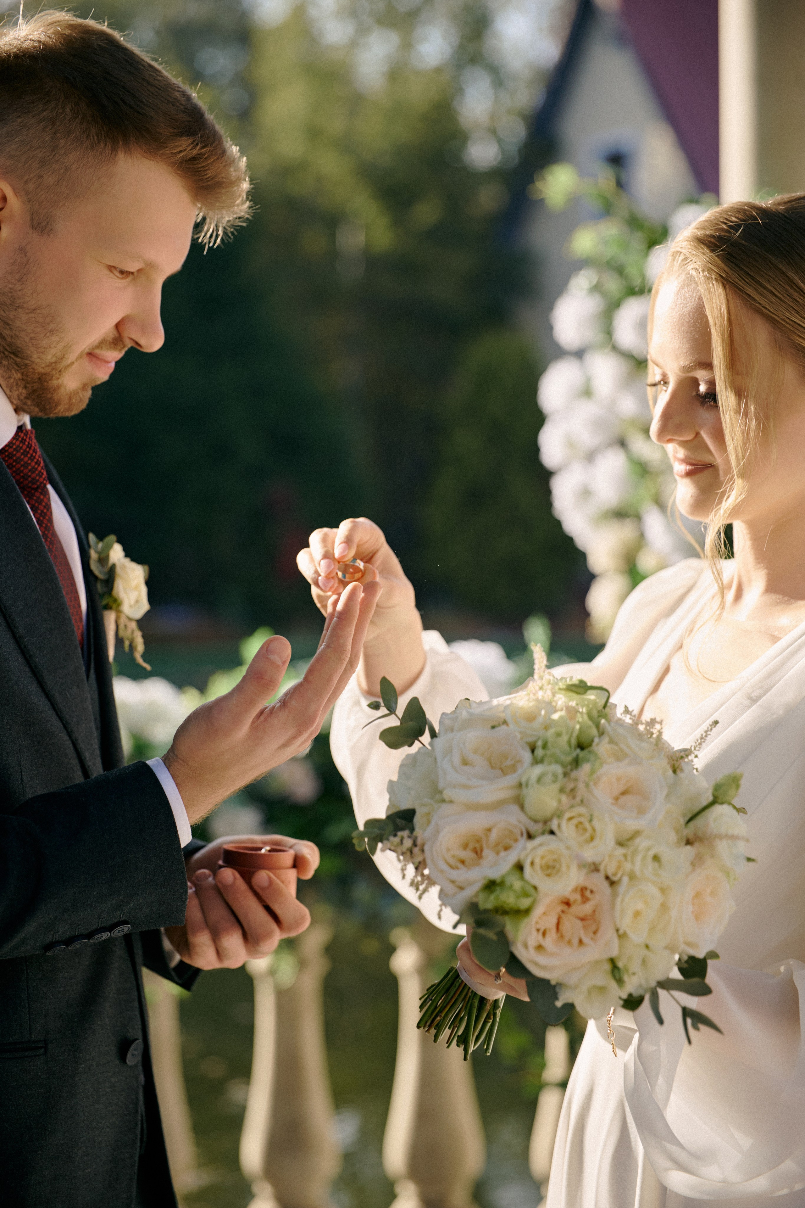 Свадебная фотосъемка в Москве | Волшебные кадры вашего идеального дня. Контентный и репортажный фотограф Виталий Кулешов | Москва