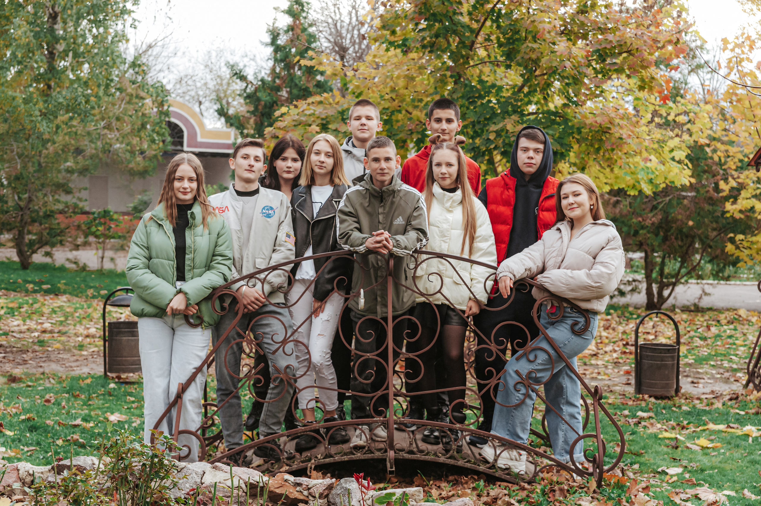 Друзья. Выпускные альбомы. Фотограф Ксения Борисова