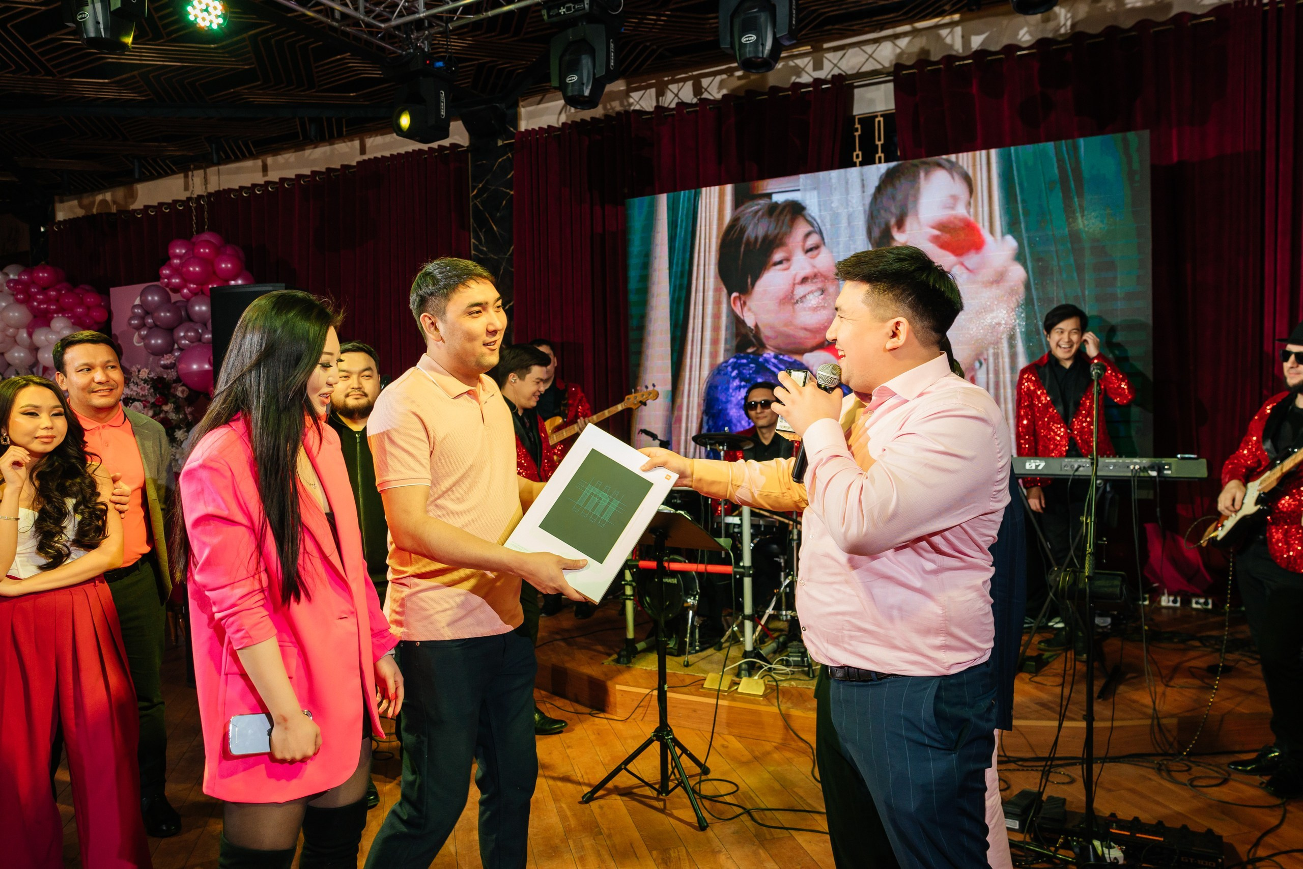 Проект 5. Банкет 1 год. Дата: Февраль 2023. Профессиональный фотограф в городе Астана/Алматы Даурен Сембаев