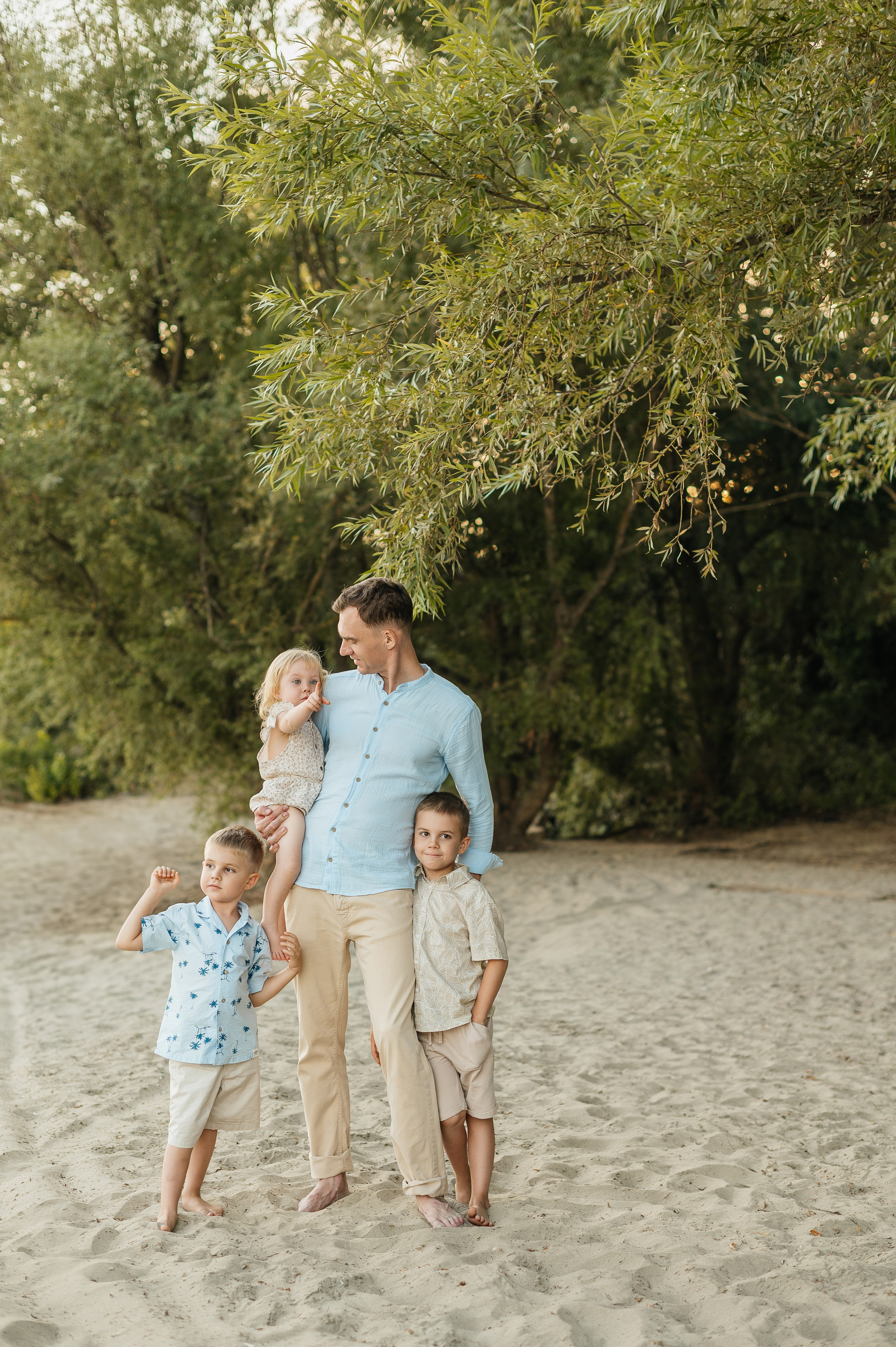 Семейная фотосессия у озера. Свадебный и семейный фотограф Кореновск/Краснодар