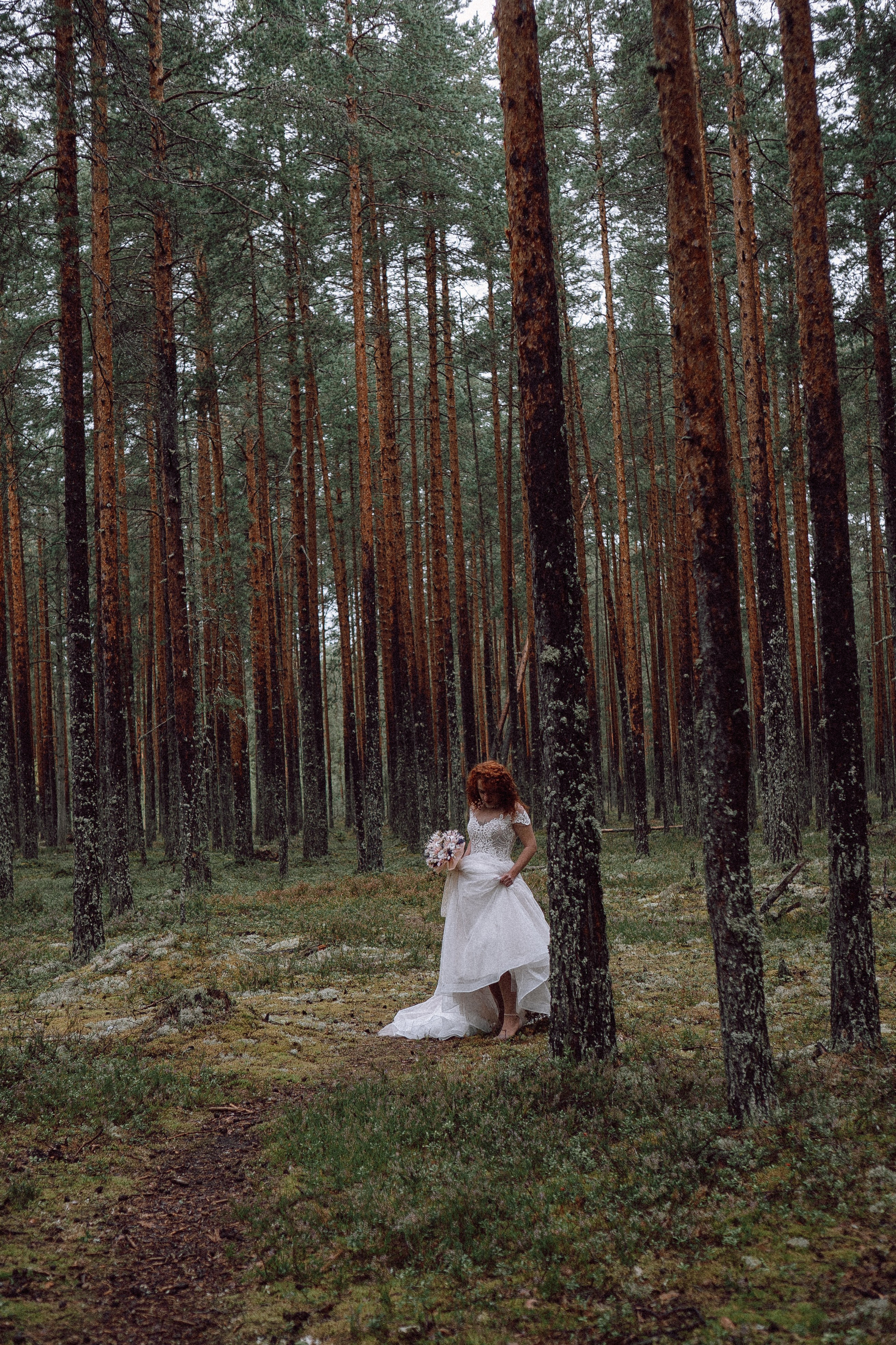 СВАДЕБНАЯ ФОТОСЕССИИЯ ПАРЫ В ГОРОДЕ ПРИОЗЕРСК В СОСНОВОМ ЛЕСУ И С ПИКАПОМ. Профессиональный фотограф, Санкт-Петербург — Виктория Богомолова