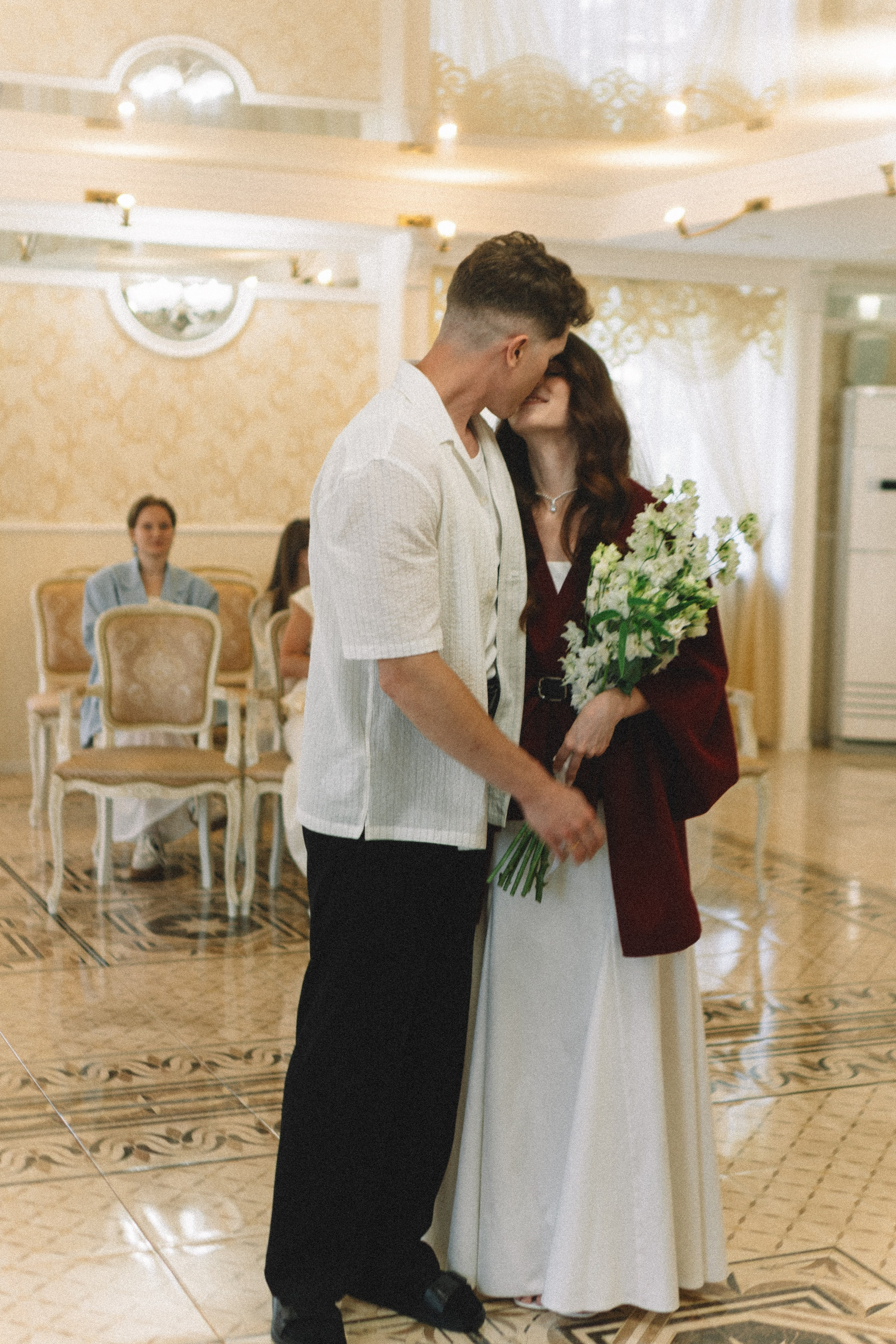 СВАДЕБНАЯ СЬЕМКА В ПЕТЕРГОФЕ И СЬЕМКА РЕПОРТАЖА В ЗАГСЕ ПЕТЕРГОФА. Профессиональный фотограф, Санкт-Петербург — Виктория Богомолова