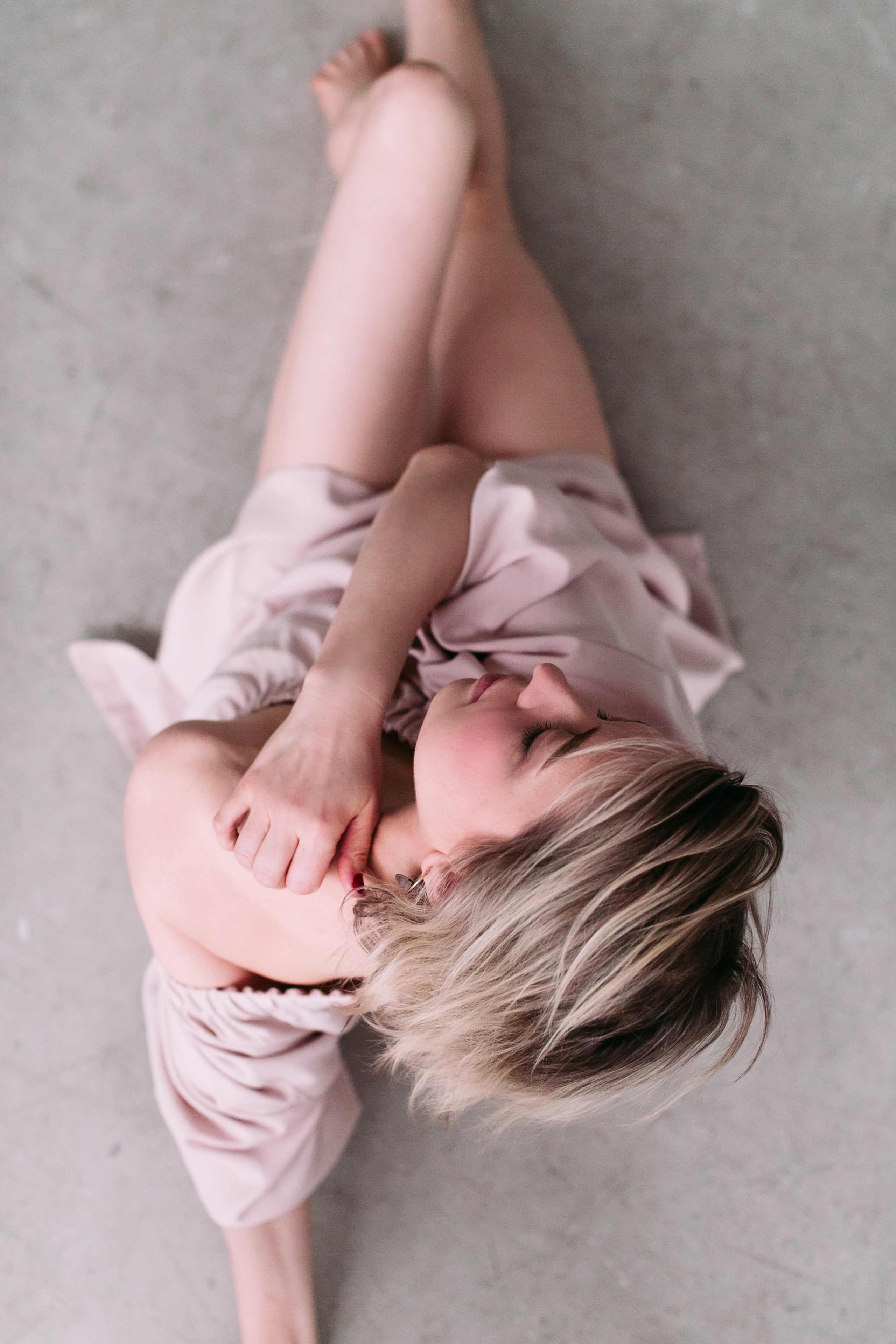 алёна малахова фотограф новосибирск семейный детский домашняя фотосессия в новосибирске день рождения репортажная съёмка фотосессия с лошадьми на конюшне деревня алтай  на природе фотосессия в детском саду мама и сын предложение руки и сердца идея  помолвка фотосессия берег закат детский день рождения годик торт аниматор лофт игровая продолжение следует prodoljenie_sleduet_  корпоратив тимбилдинг первоклашка линейка  контент  бизнес портрет оперный новат франция берет весна девушка мама и дочь мать и дитя