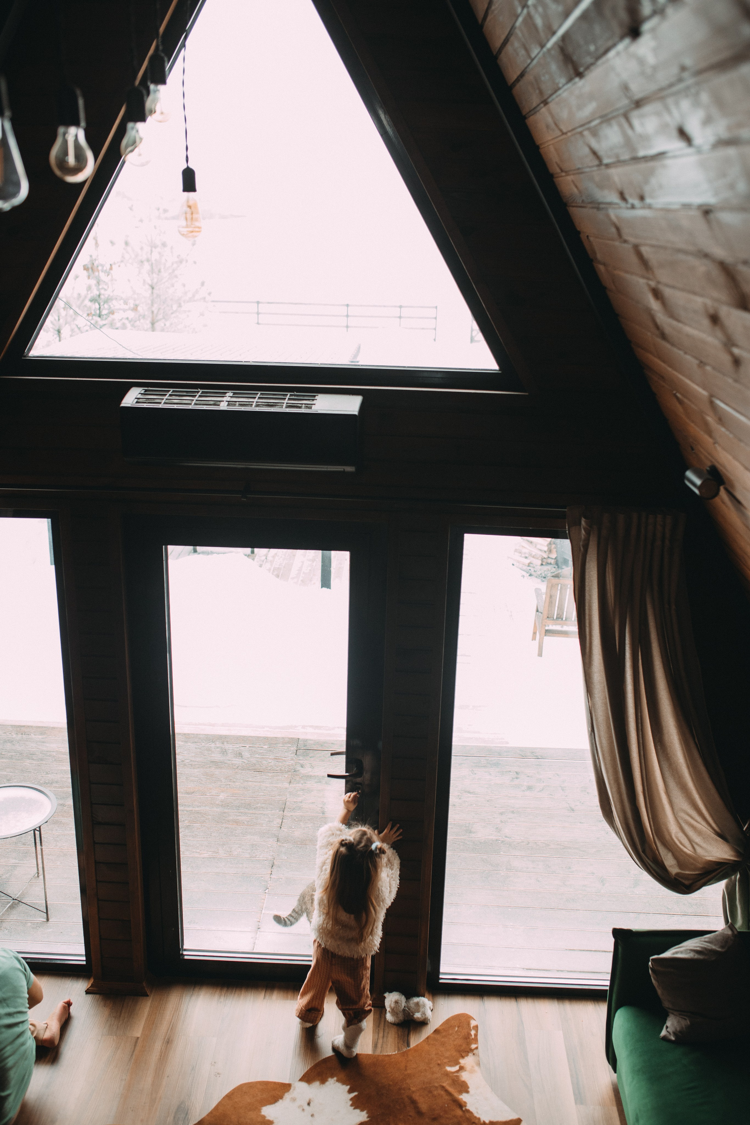 Треугольный домик. Главная