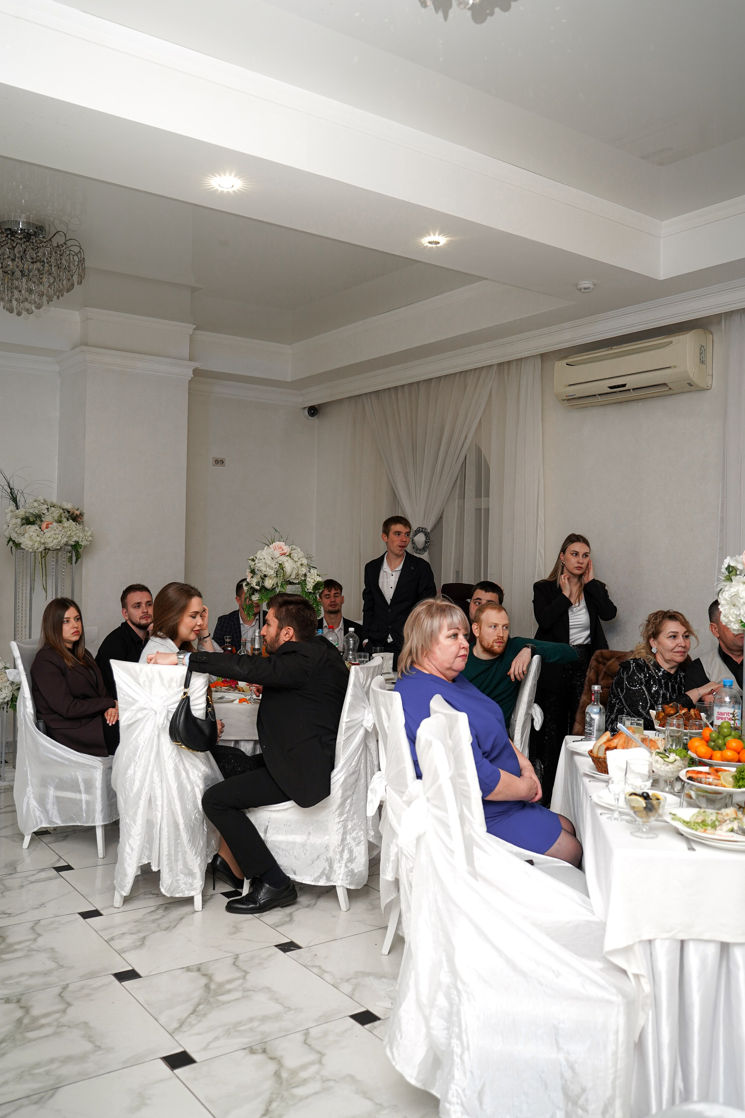 Свадебный банкет в ресторане «Верона». Свадебный фотограф в Ростове-на-Дону. Таинство Крещения и Венчания, семейные фотосессии. Алёна Чёботова