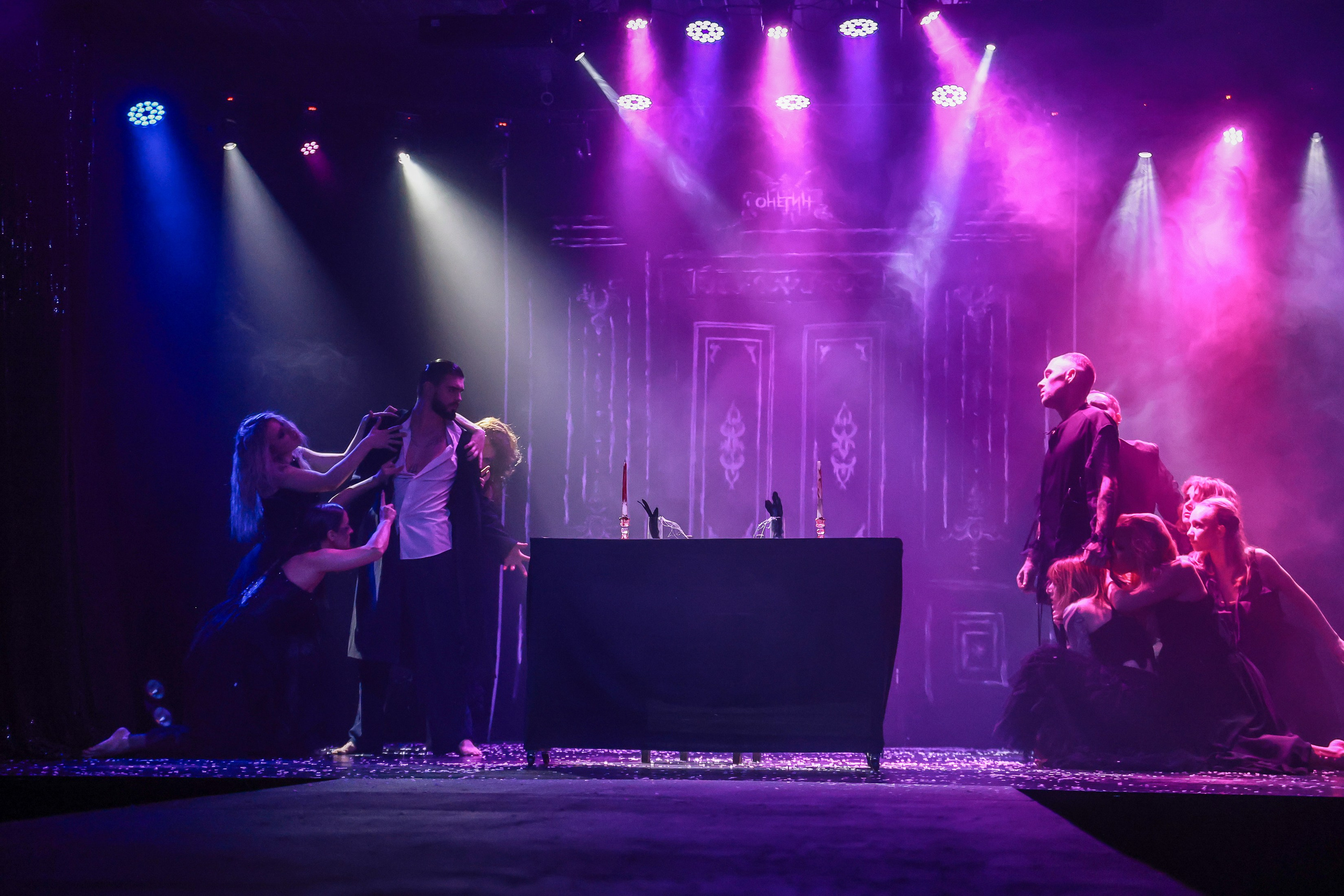 Пластический спектакль Онегин _ IVEX. Фотограф Юлия Мальцева