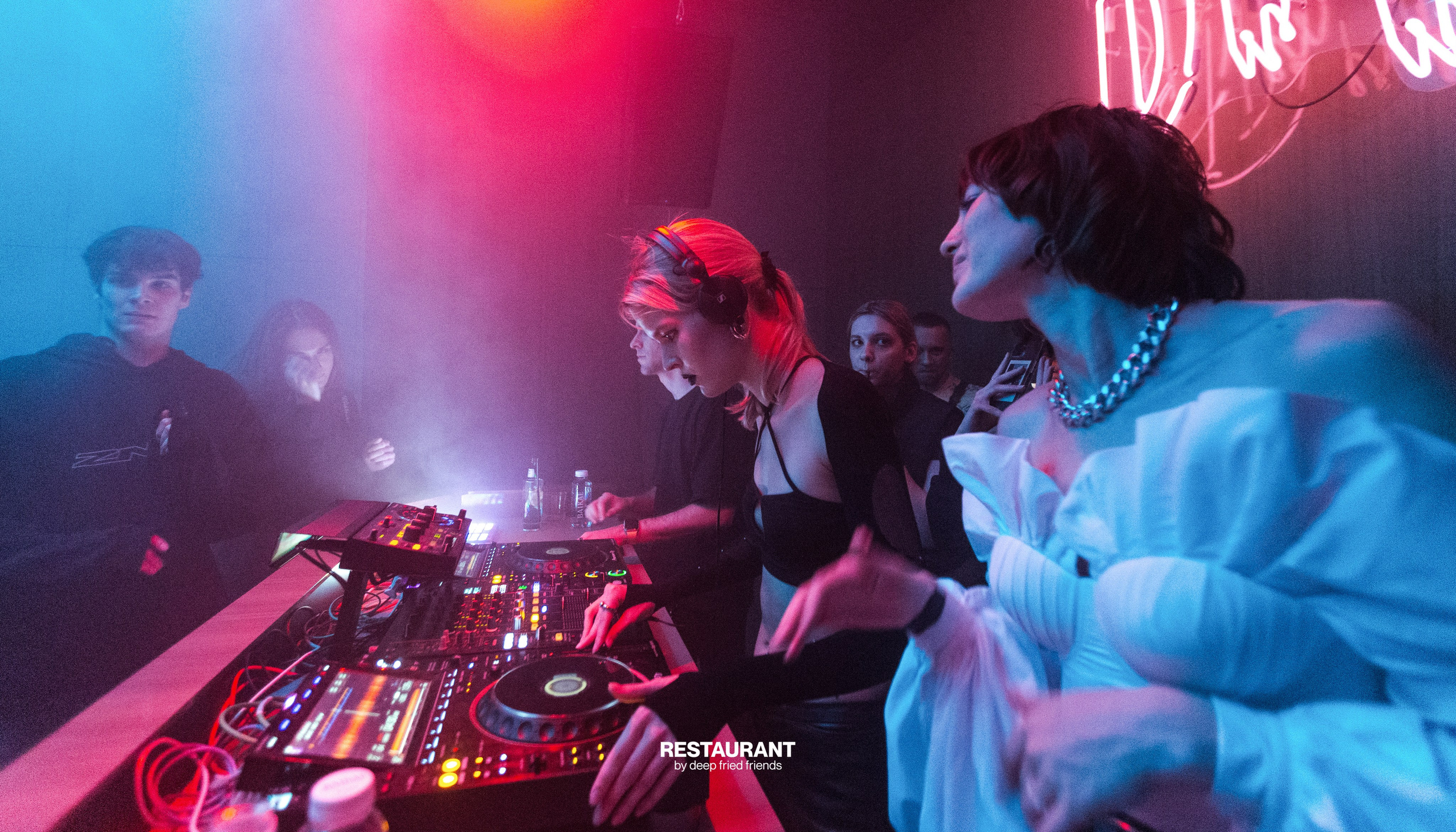 DFF. Портретный и ивент-фотограф в Москве