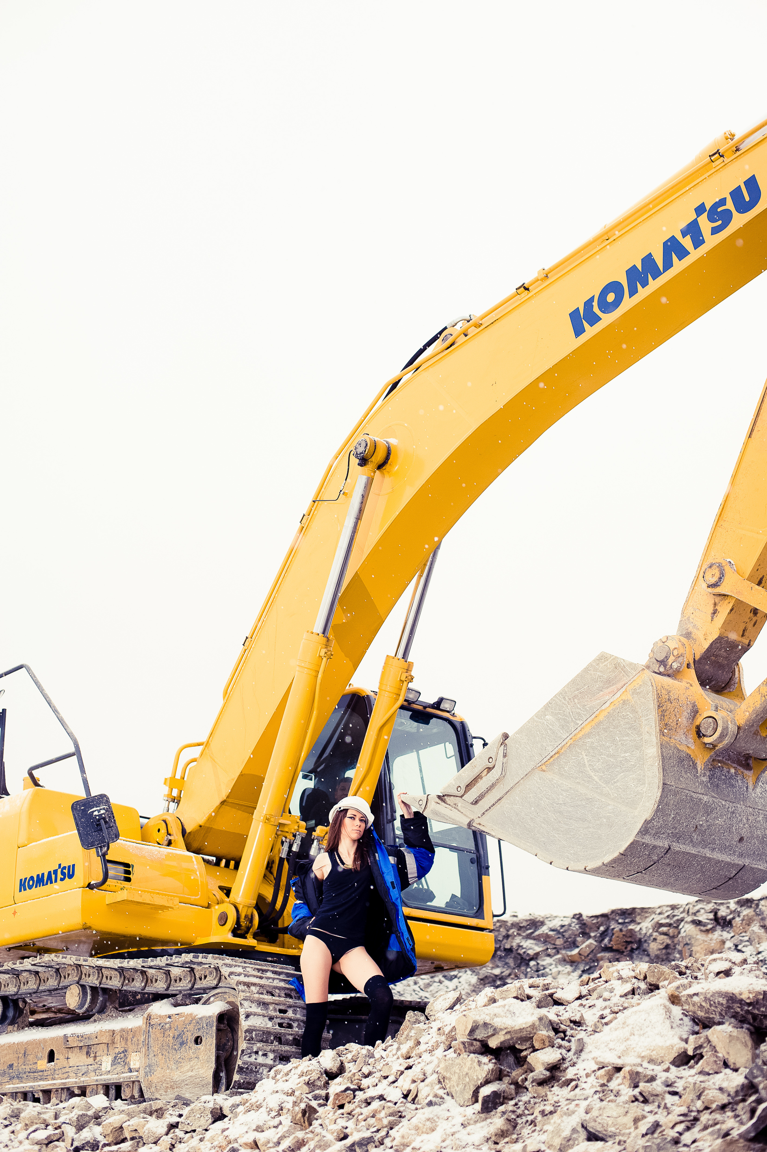 фотосессия, девушки, календарь, ГДК, машины