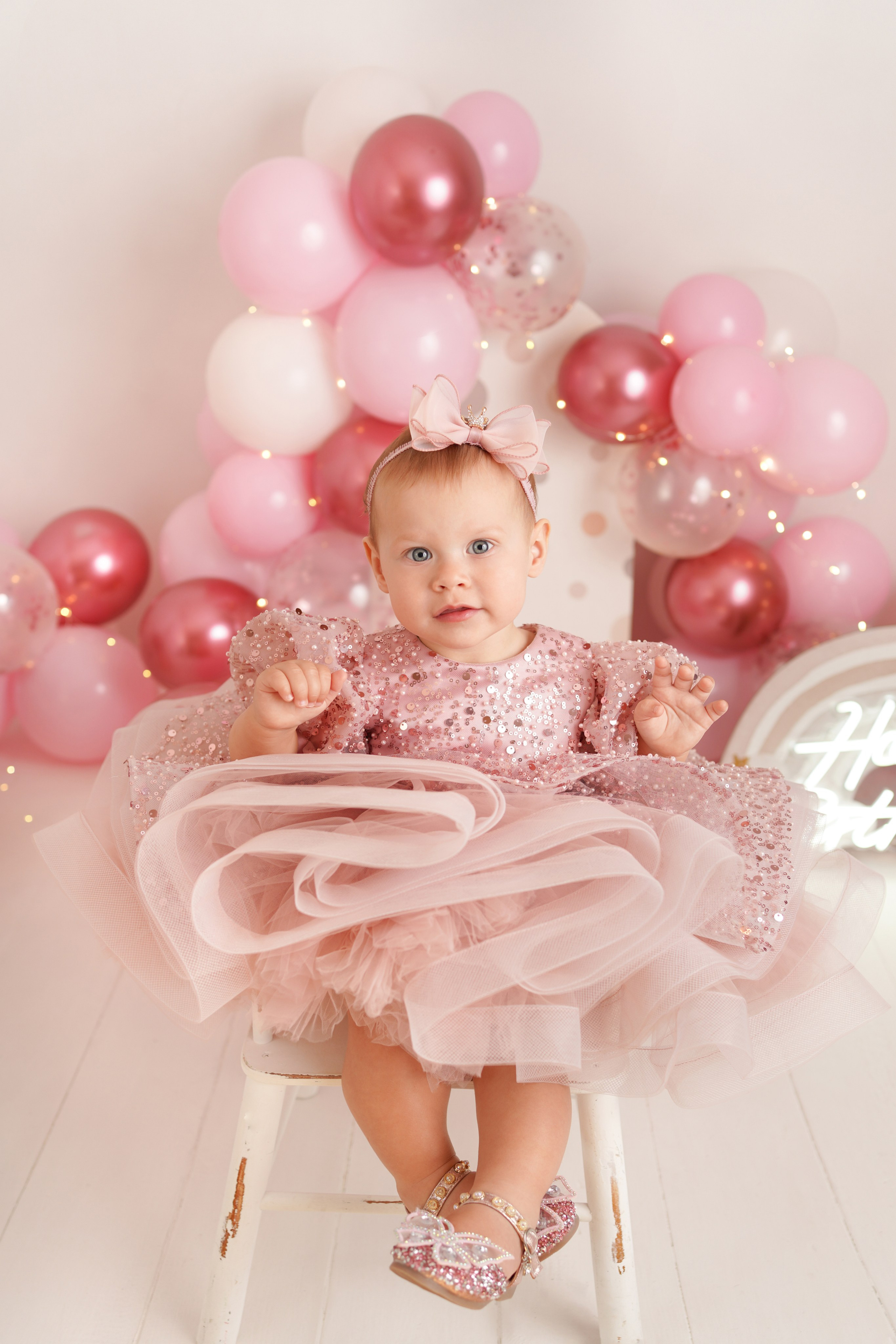 Детская фотосессия Первый год для девочек. Детский фотограф и фотограф новорожденных в Калининград Оксана Иваний